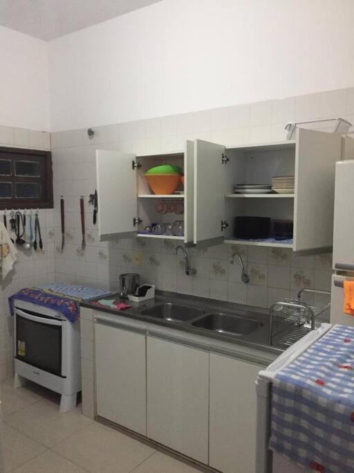 Casa pé na areia Guarajuba Ba