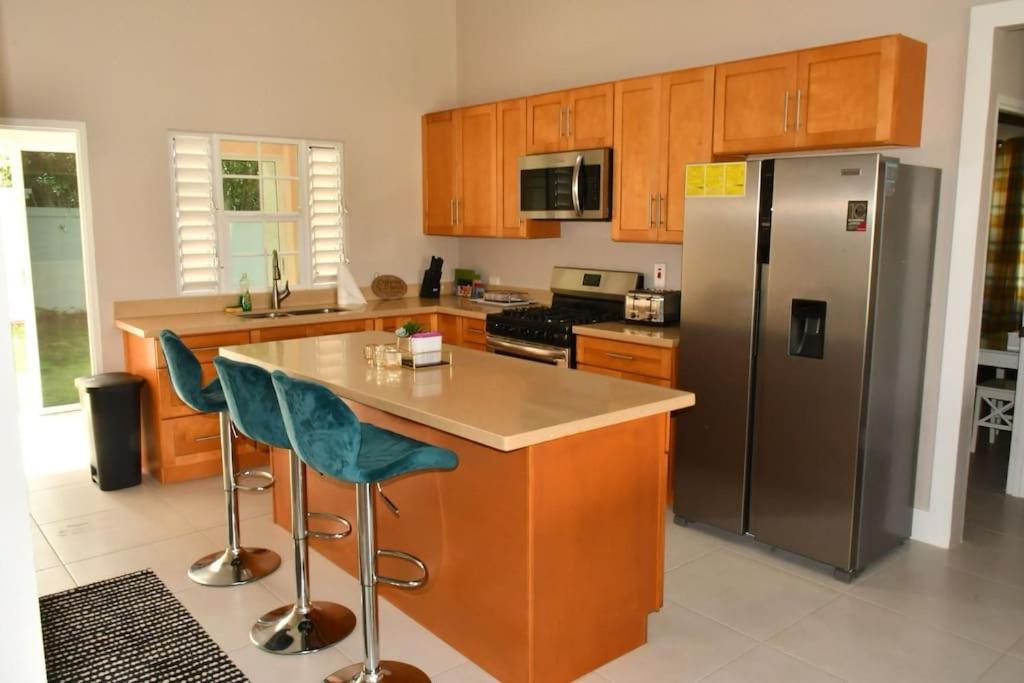 Paradise Breeze Edgehill- Boscobel Ocho Rios view 5