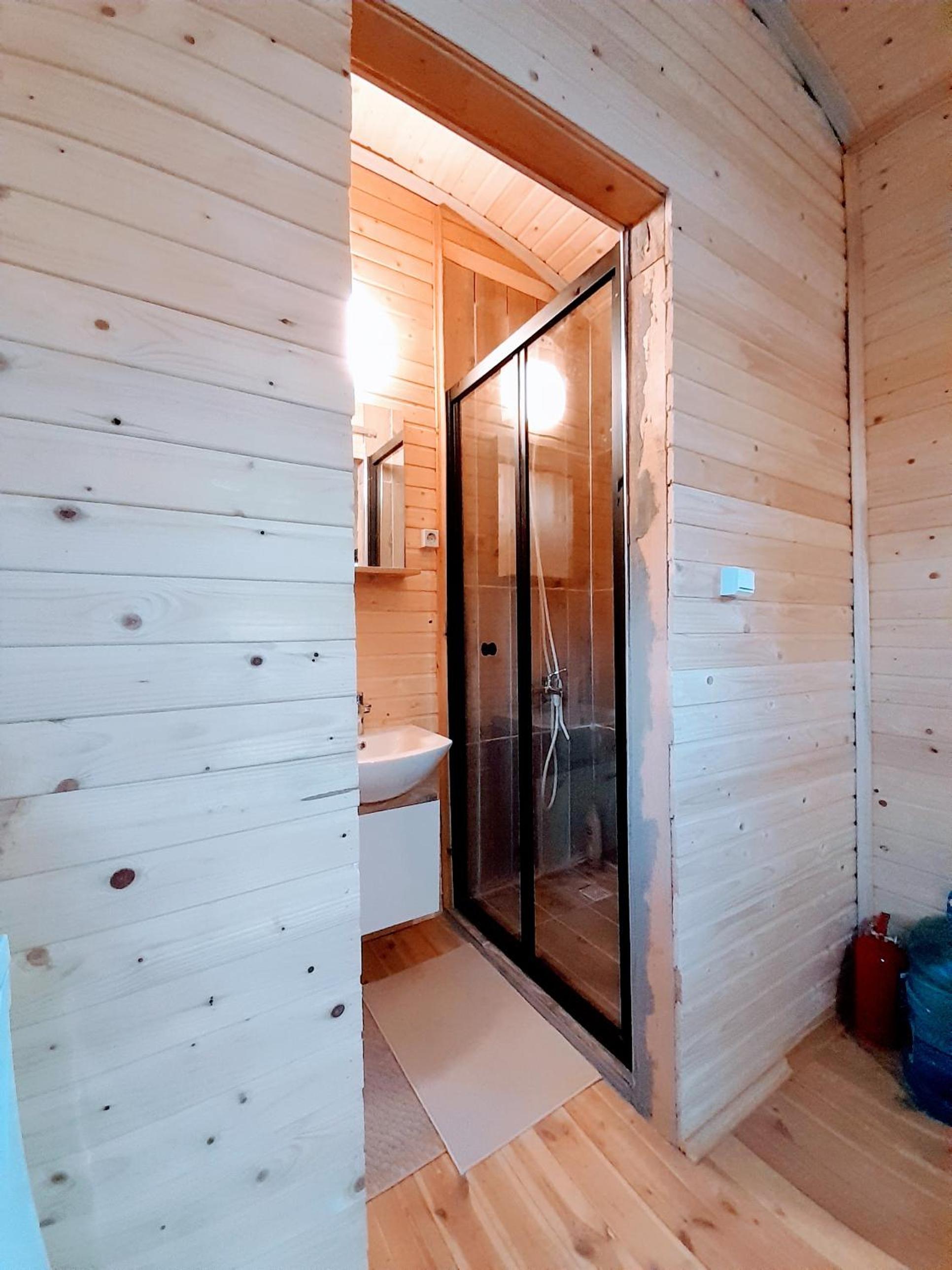 Taurus Shepherds Hut