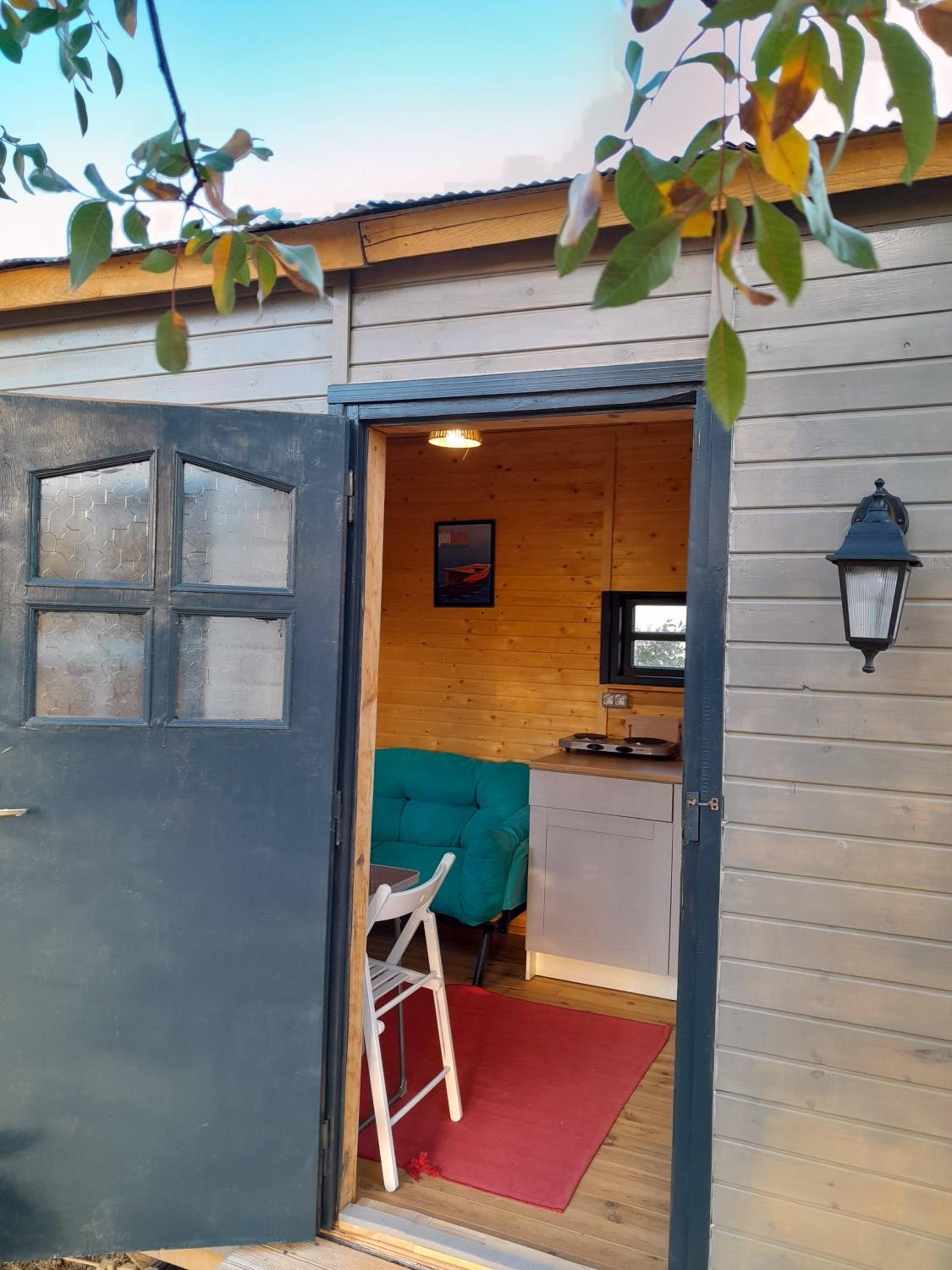 Taurus Shepherds Hut