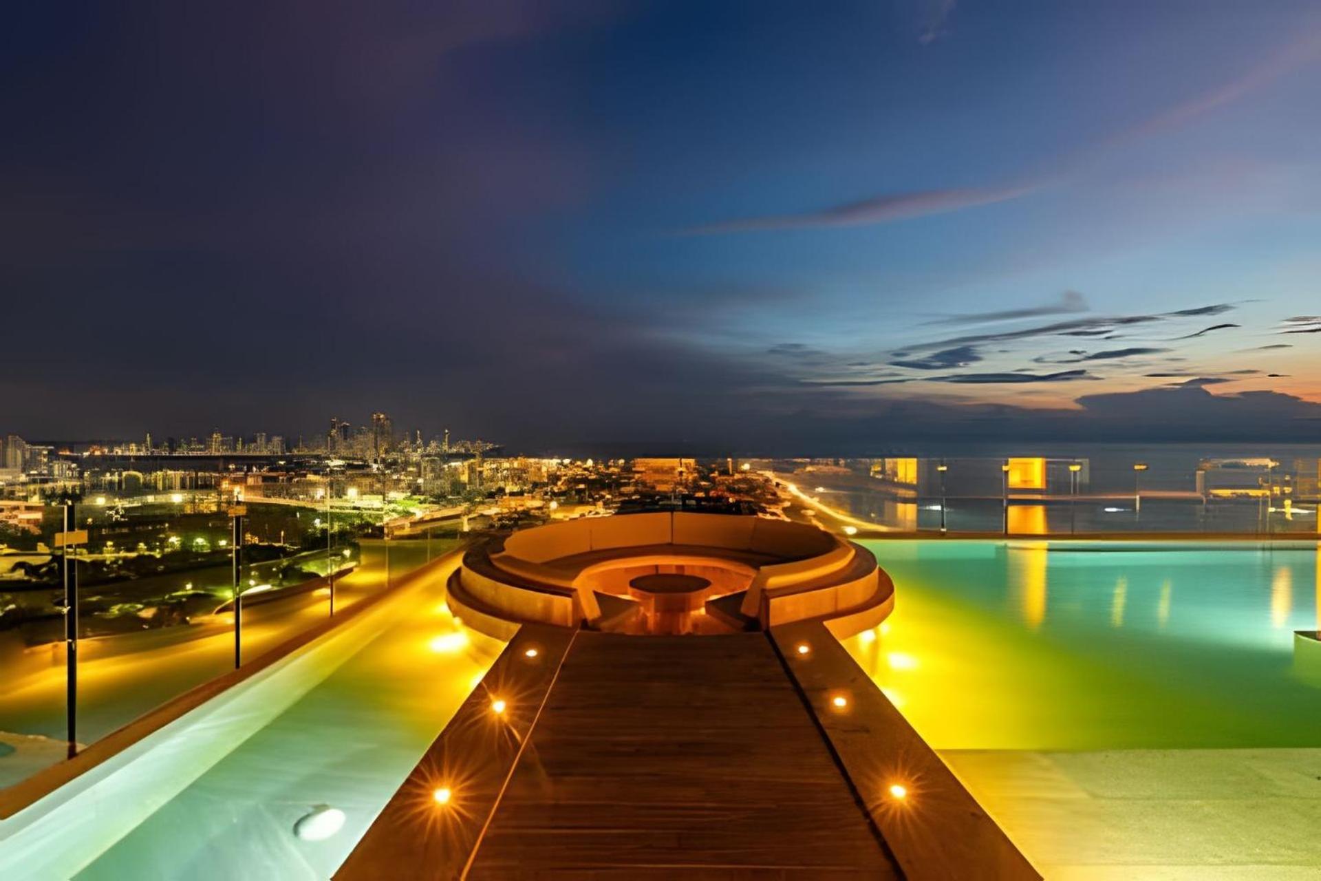 NEW with impressive lagoon view 21st floor