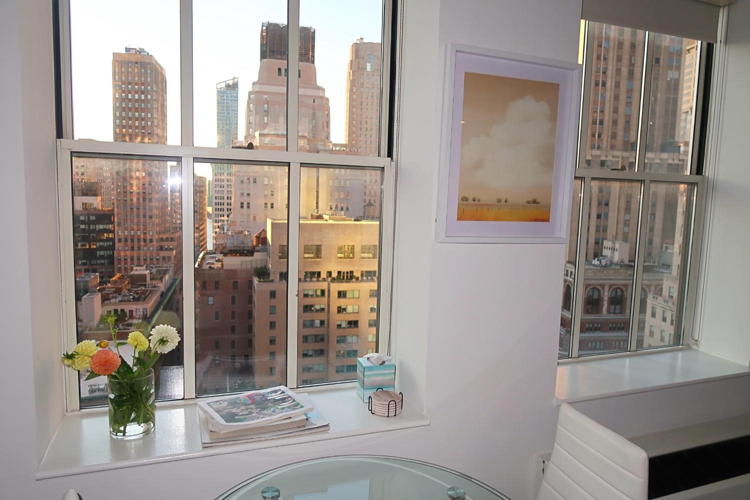 Luxury Wall St Condo