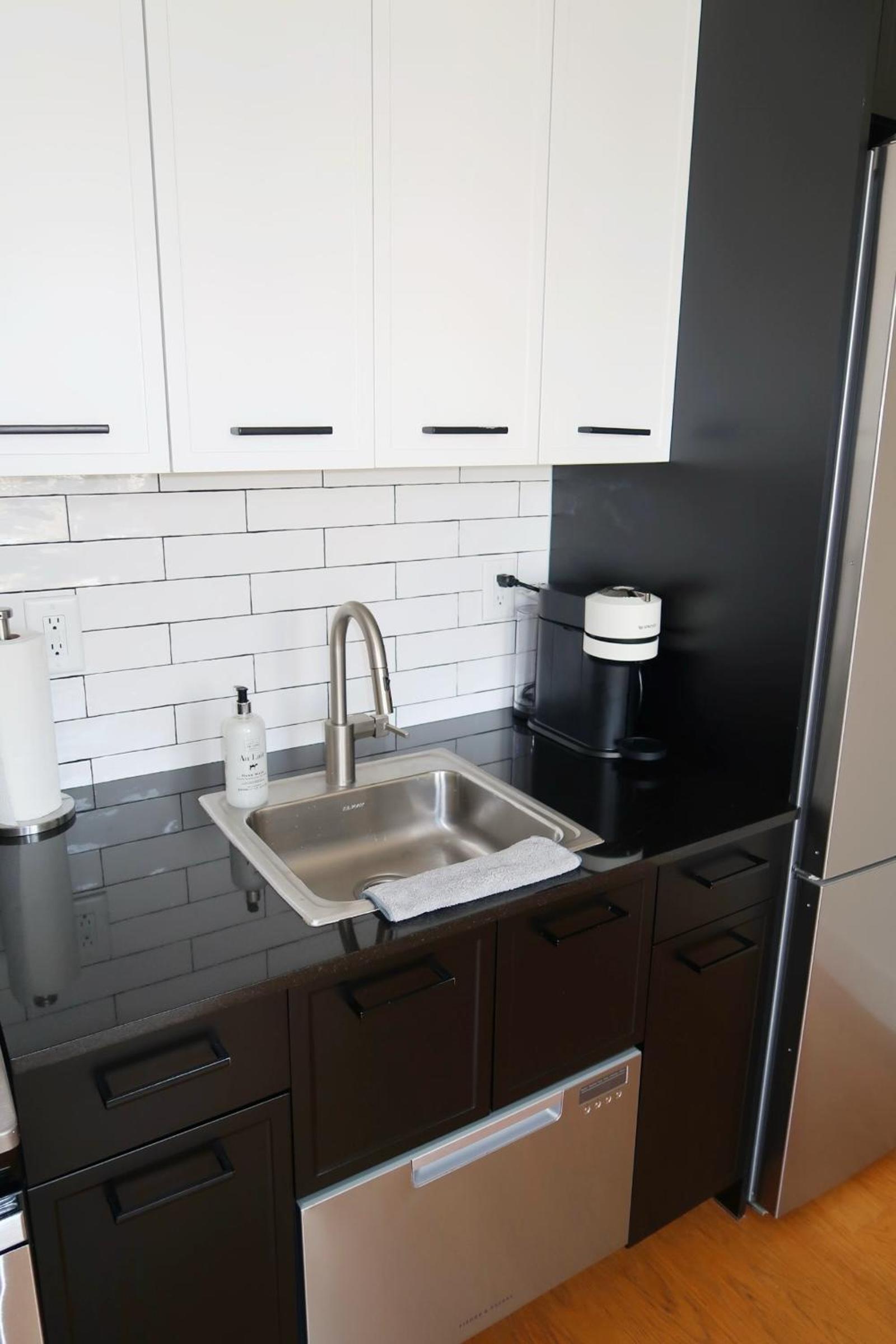 Luxury Wall St Condo