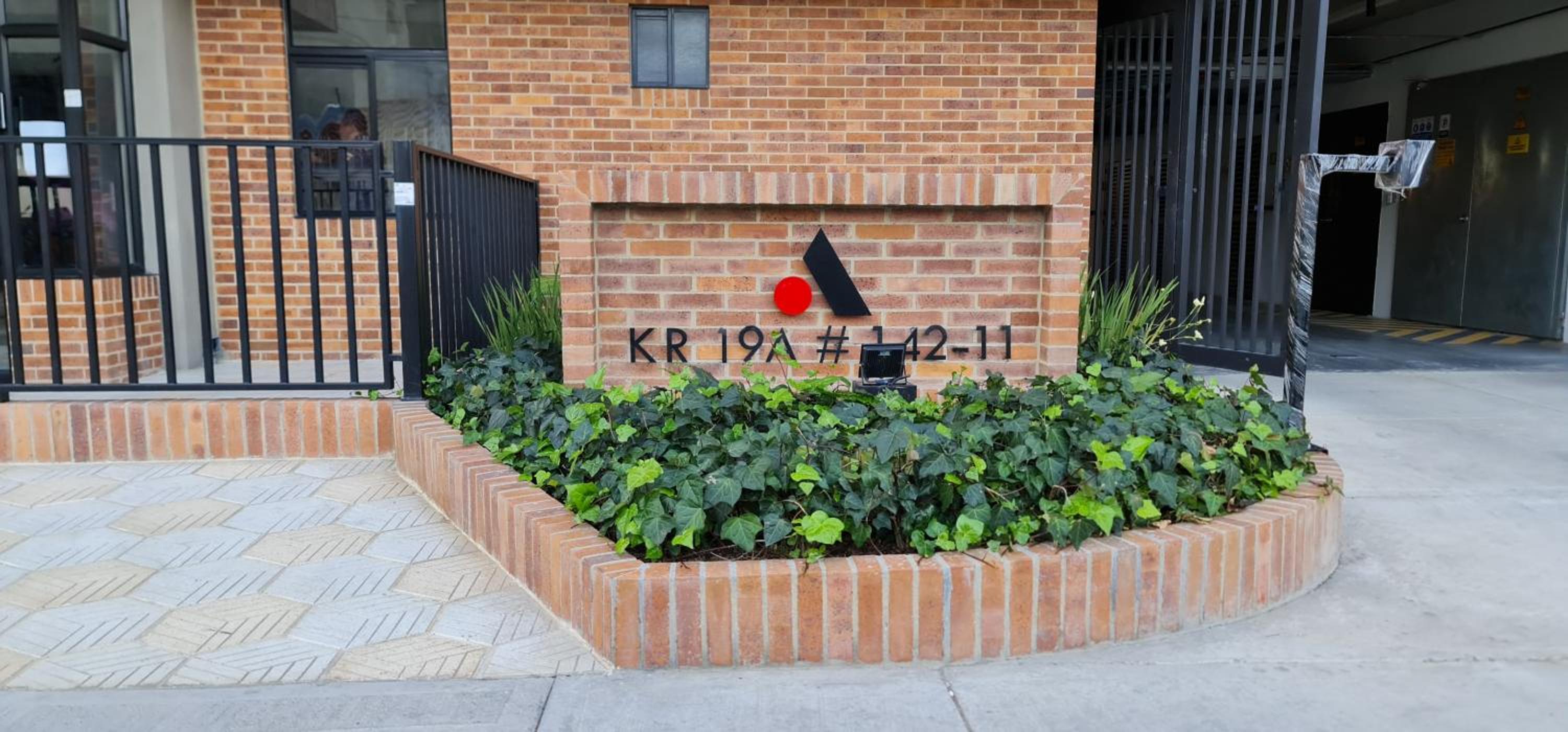 Aparta estudio Bogota zona exclusiva al norte