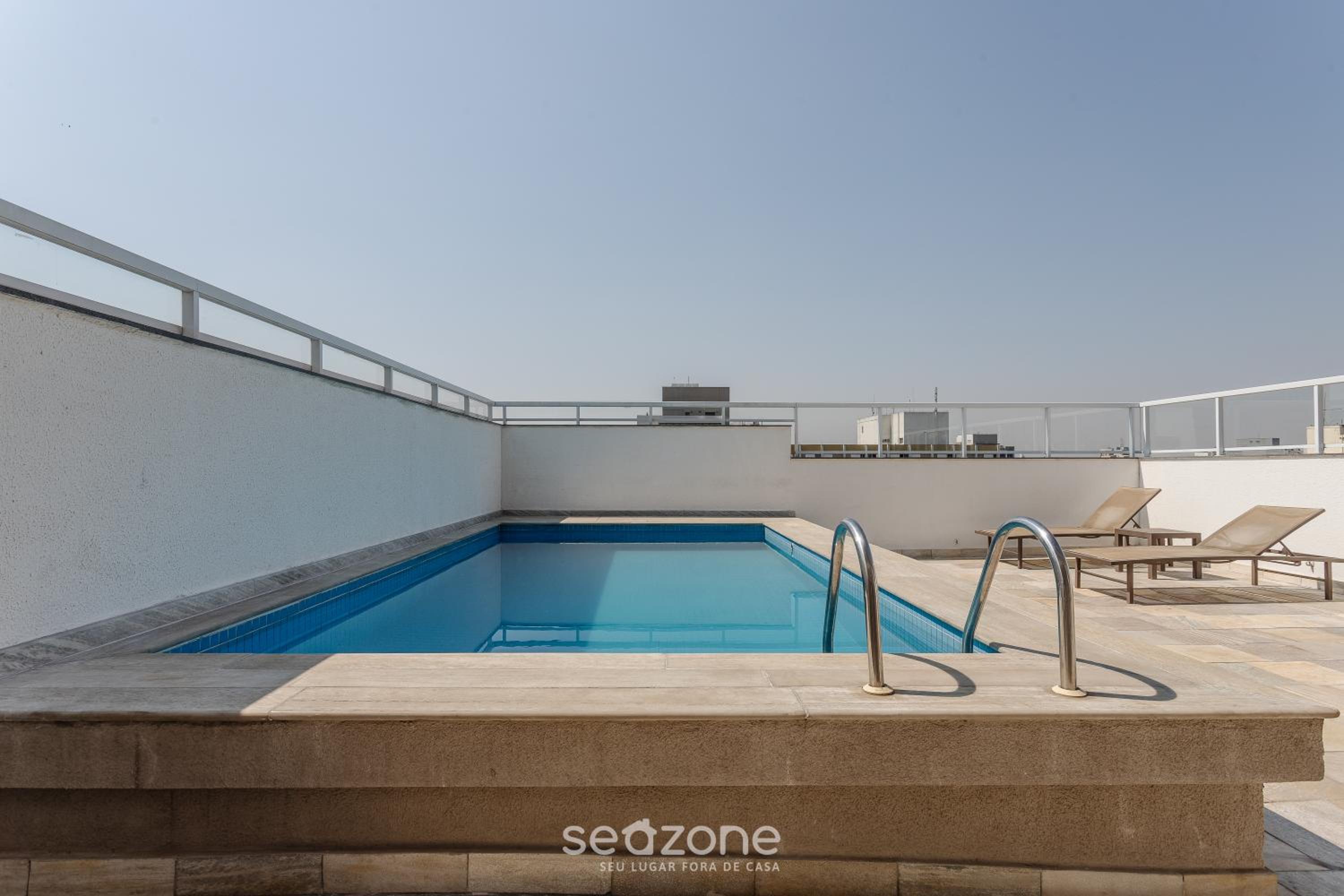 BVA - Condomínio completo com piscina em São Paulo