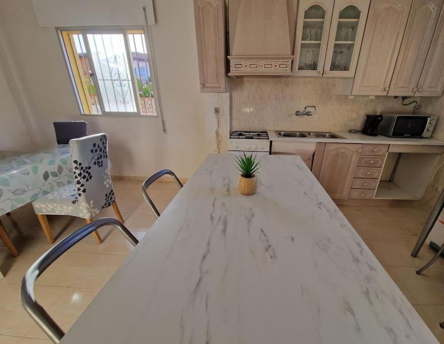 Large chalet 5 min walk to beach view 3