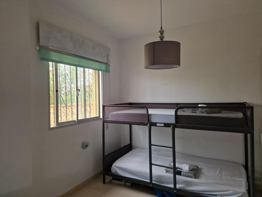 Large chalet 5 min walk to beach view 4