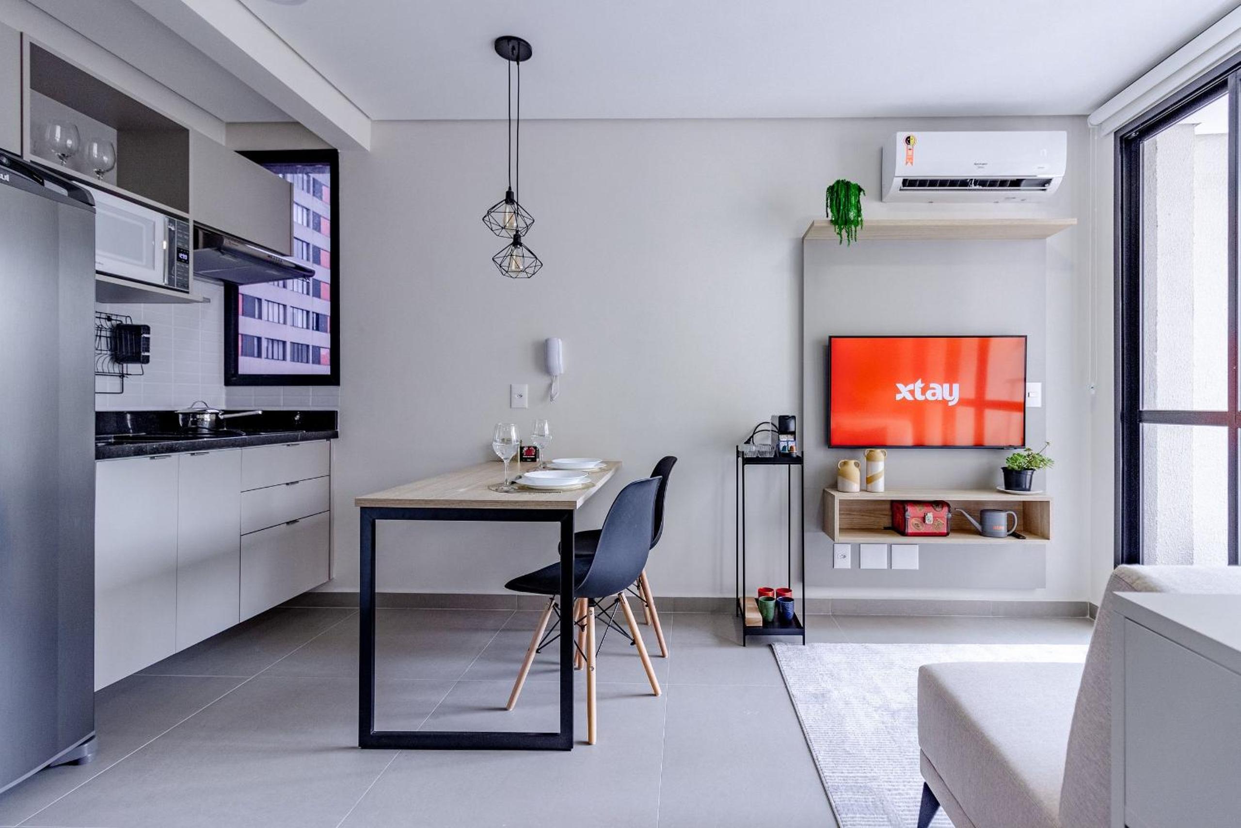 Xtay Vila Madalena - Stay close to everything with an outdoor pool and access to the best coworking spaces in Vila Madalena