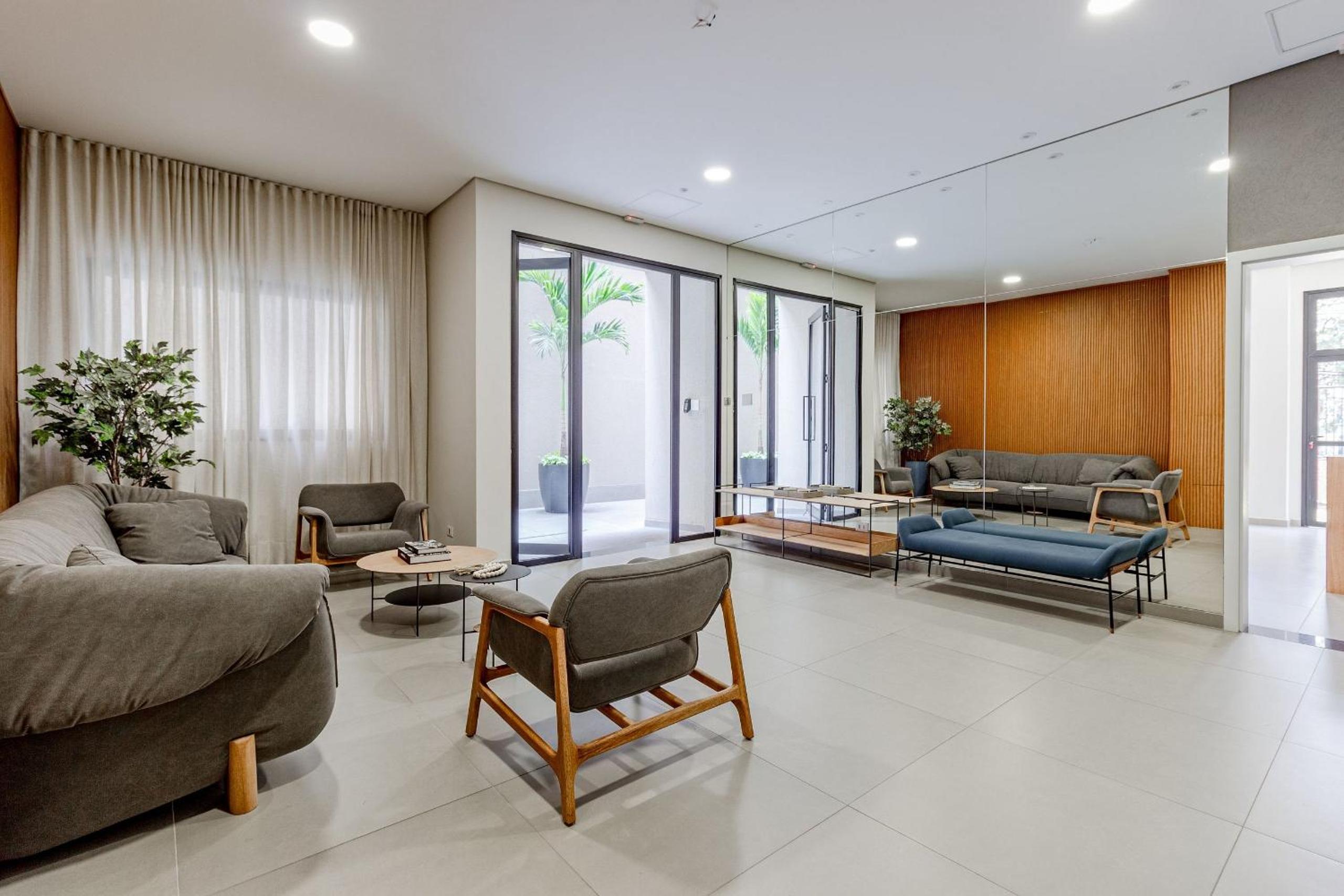 Xtay Vila Madalena - Stay close to everything with an outdoor pool and access to the best coworking spaces in Vila Madalena