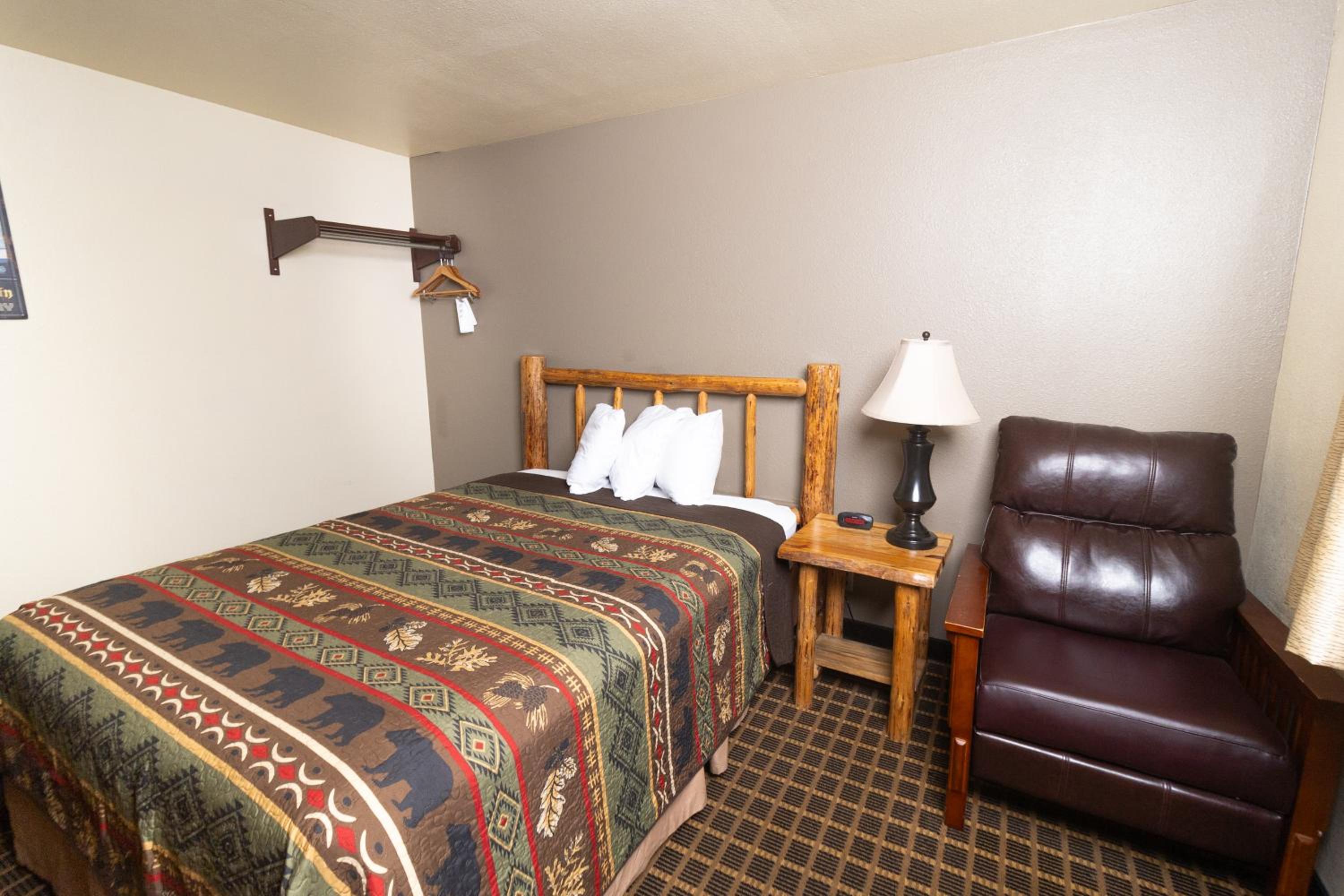 FairBridge Inn and Suites Sandpoint - Property Image 17