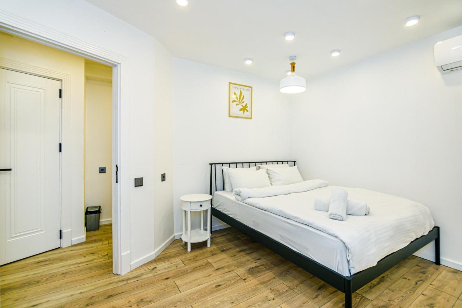 Nizami Street Dupleks 3 bedroom