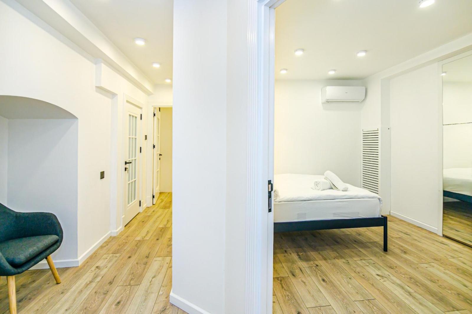 Nizami Street Dupleks 3 bedroom