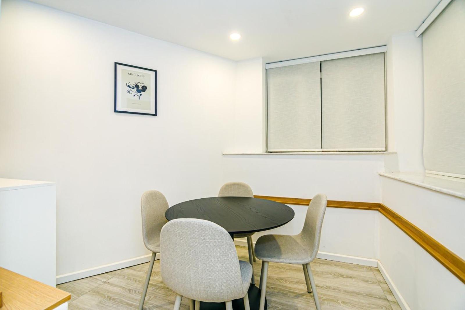 Nizami Street Dupleks 3 bedroom