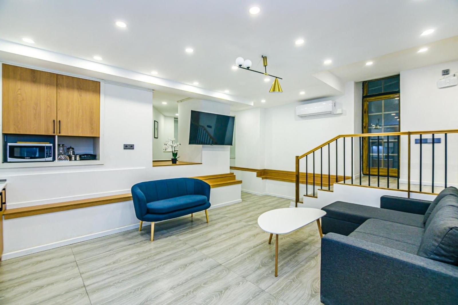 Nizami Street Dupleks 3 bedroom