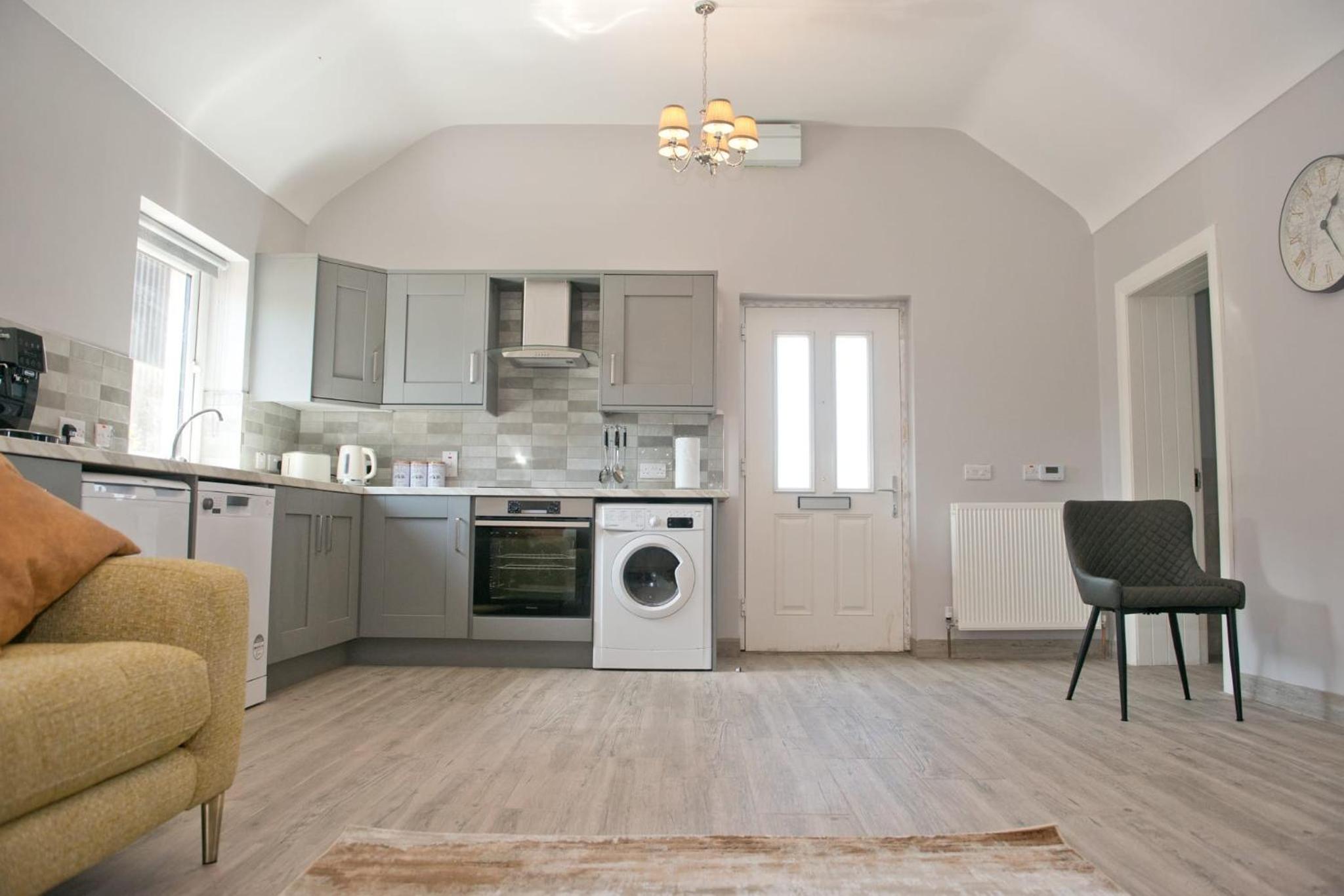 Creggan Deveskey Cottage New Hot Tub At Property