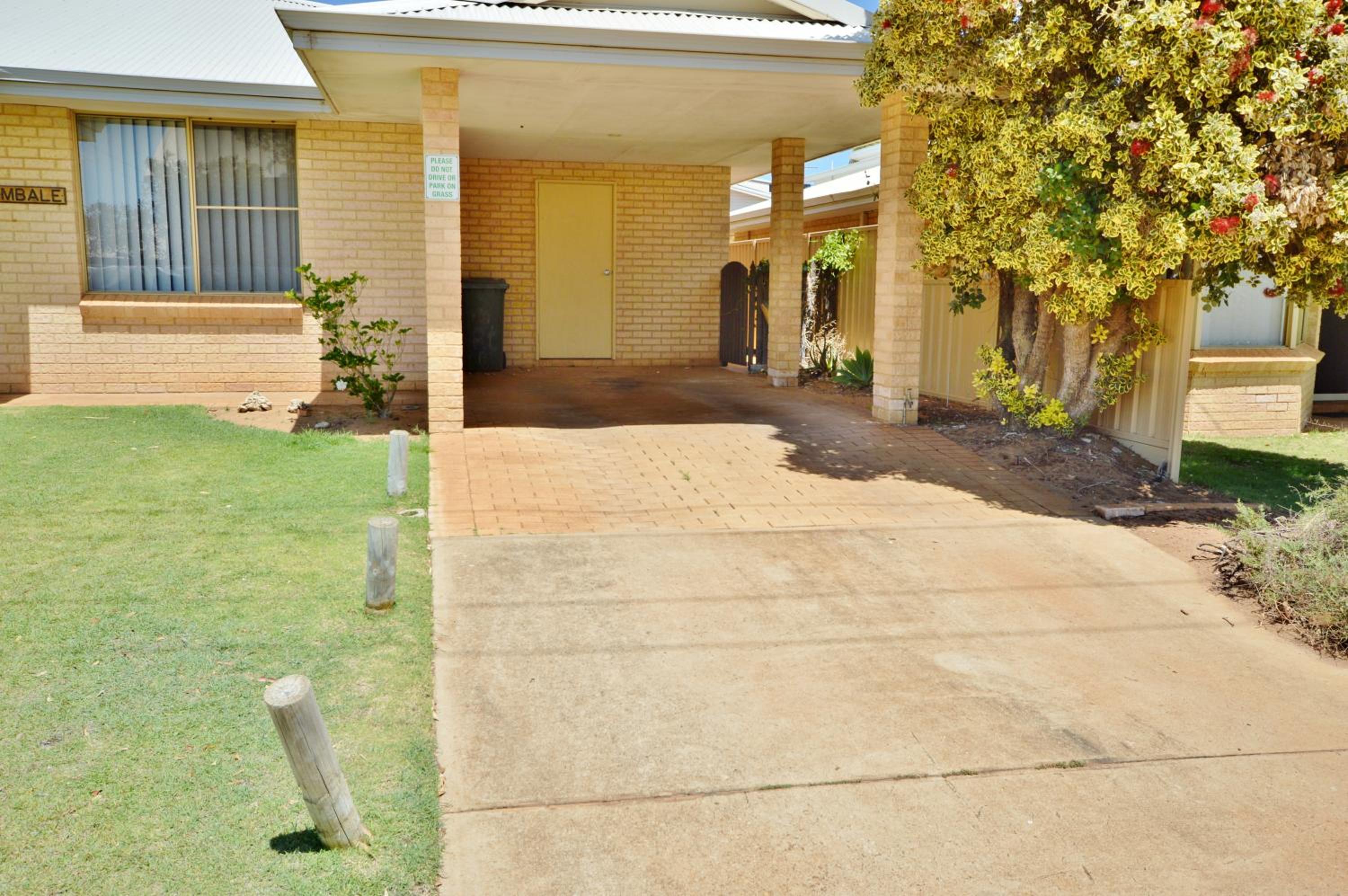 Mbale - Kalbarri, WA