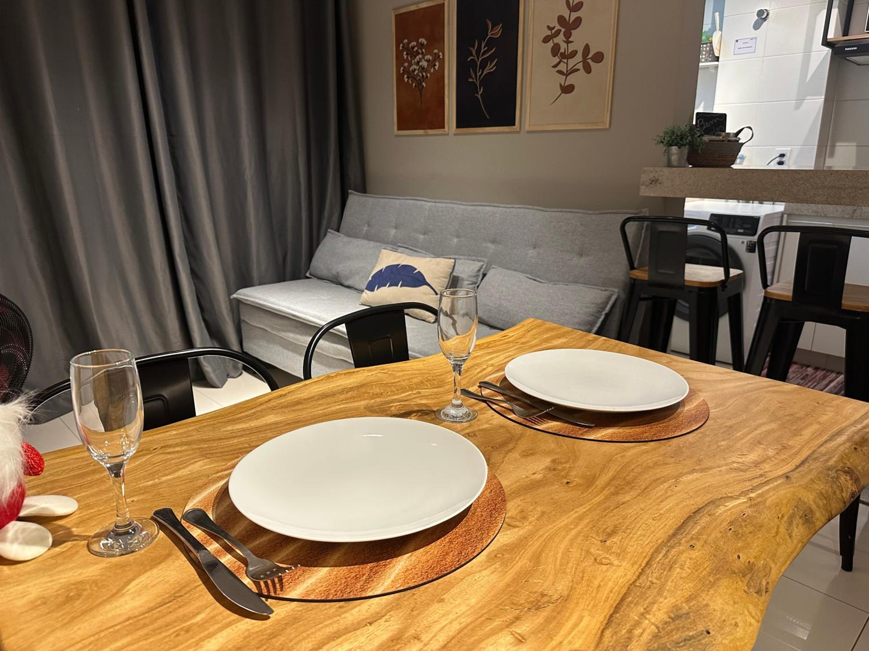 Flats Praia Uberlandia - Apt próximo ao Praia Clube - Area de lazer com Portaria 24 horas, piscina, academia, brinquedoteca, churrasqueira e áreas verdes p