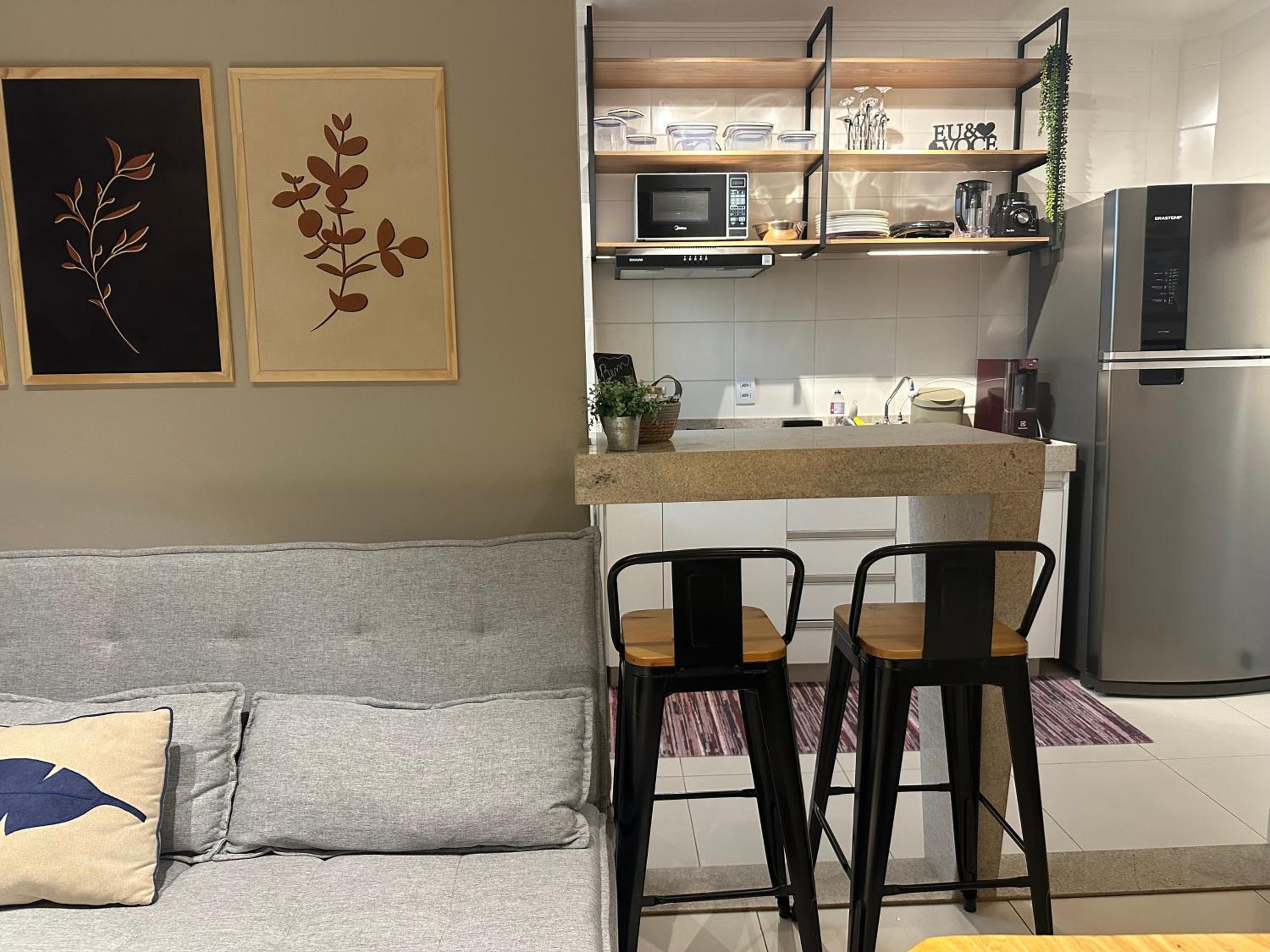 Flats Praia Uberlandia - Apt próximo ao Praia Clube - Area de lazer com Portaria 24 horas, piscina, academia, brinquedoteca, churrasqueira e áreas verdes p