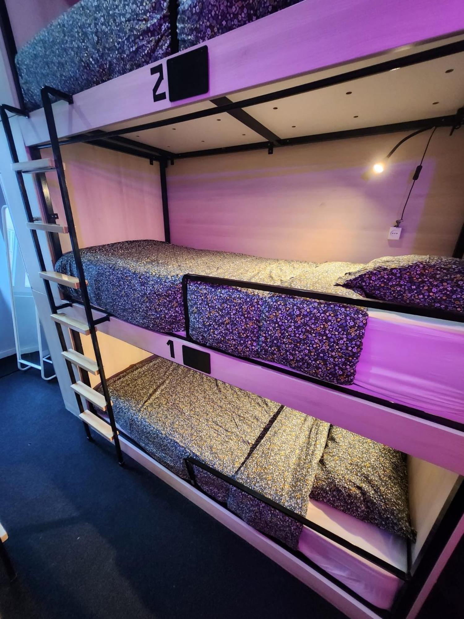 Daora Lisbon Beds