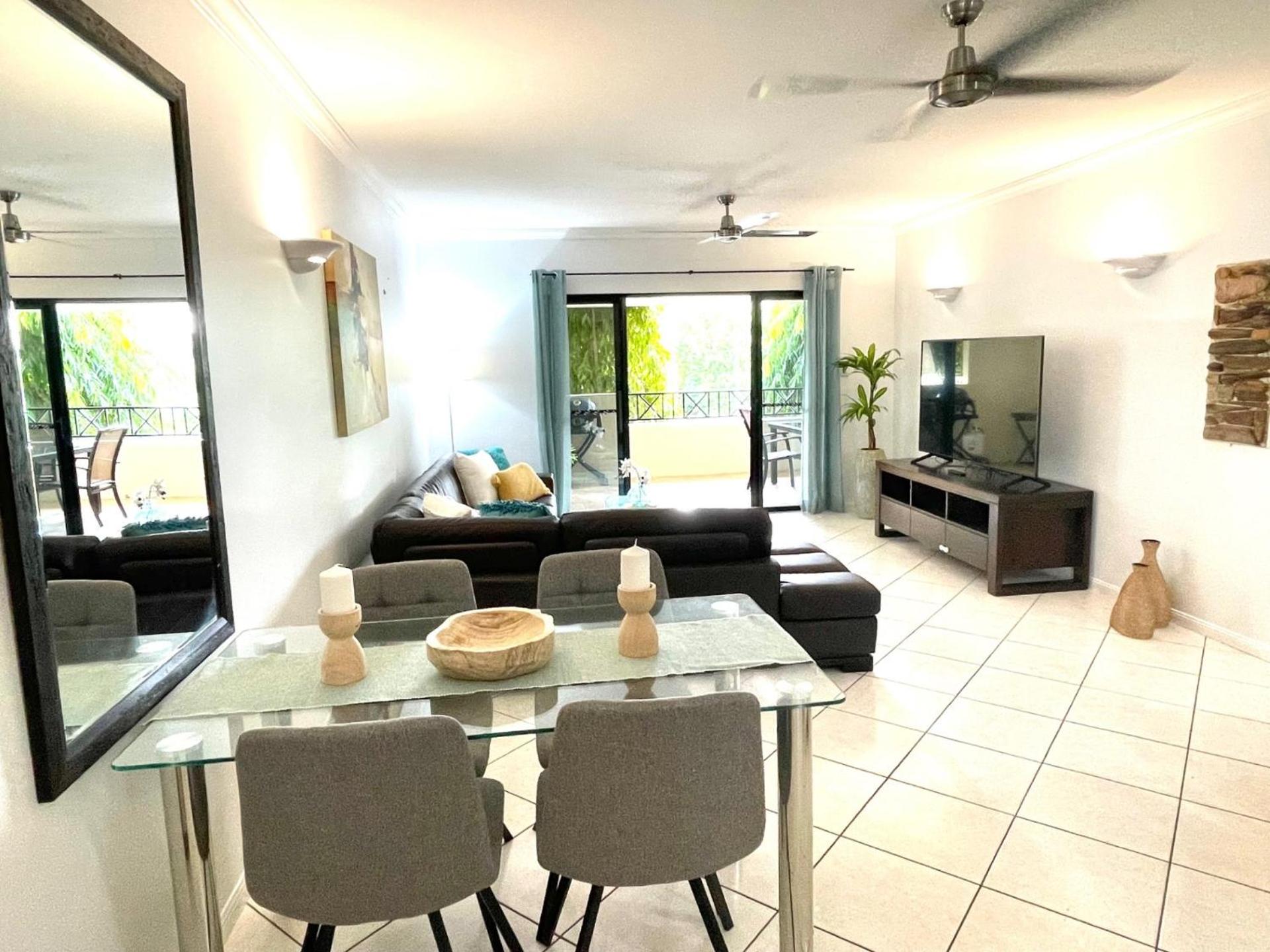 Central Parks - 3 Bedroom Apt