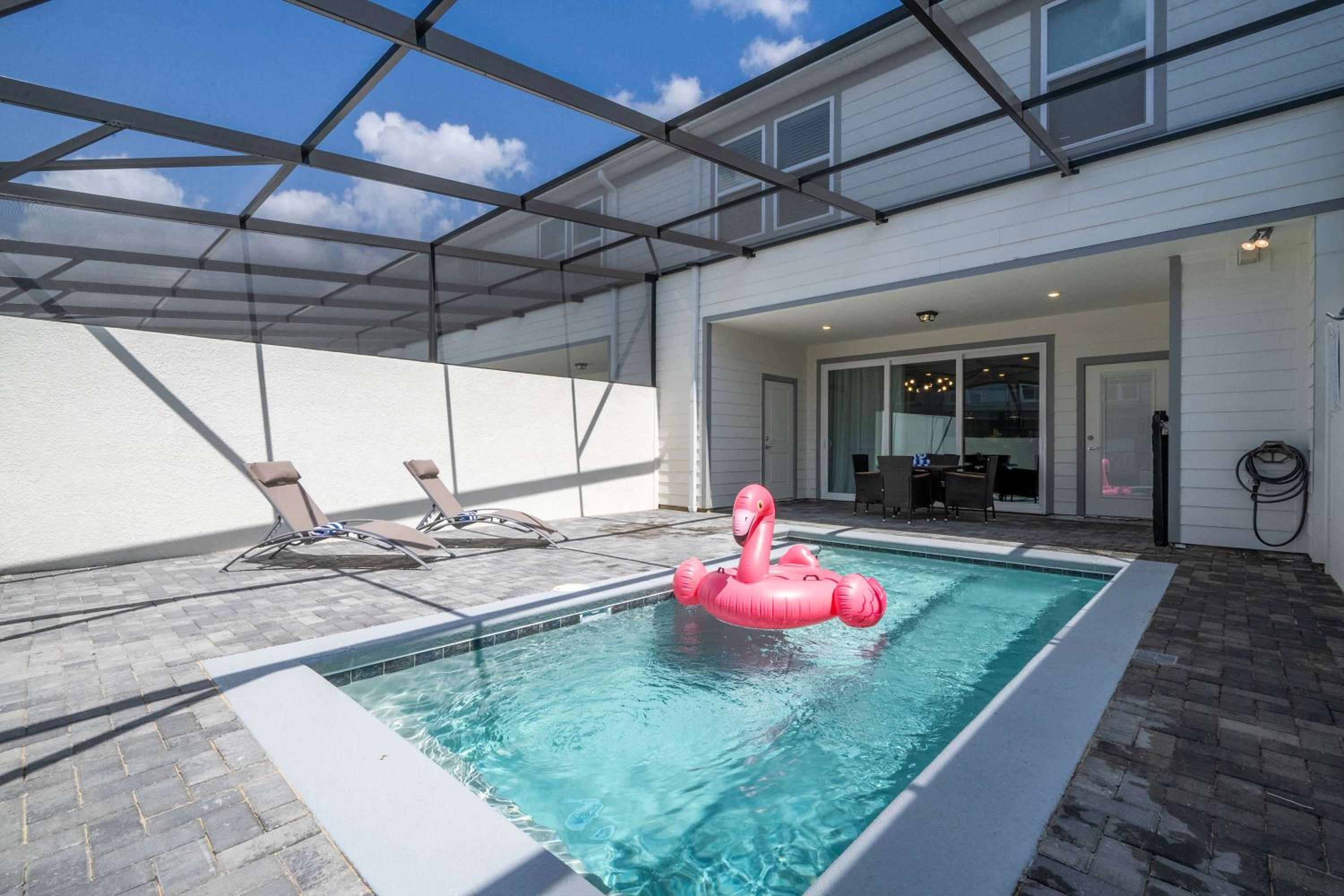 Luxury 5Bd Close to Disney with Pool at Windsor Cay 1285