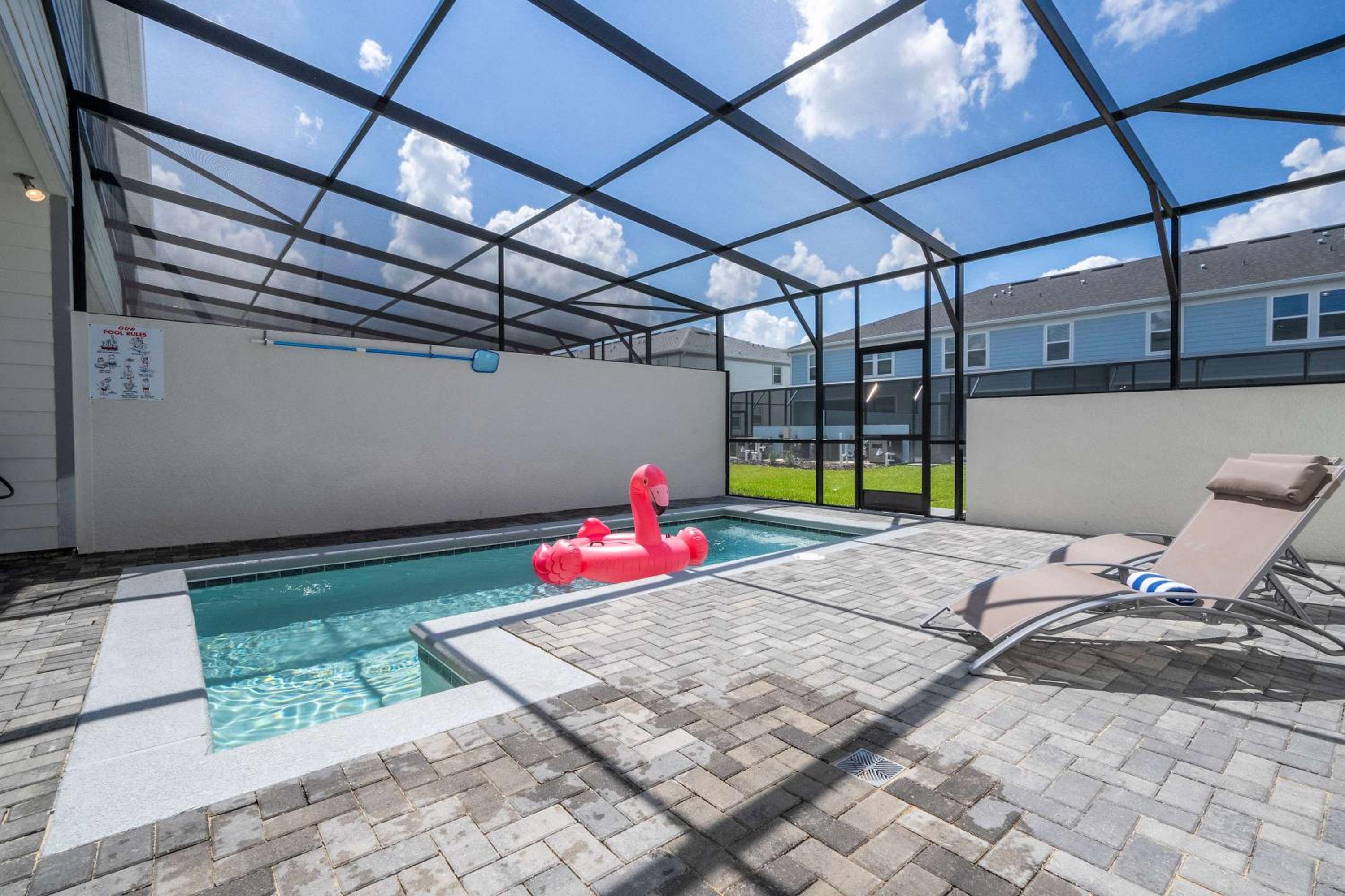Luxury 5Bd Close to Disney with Pool at Windsor Cay 1285