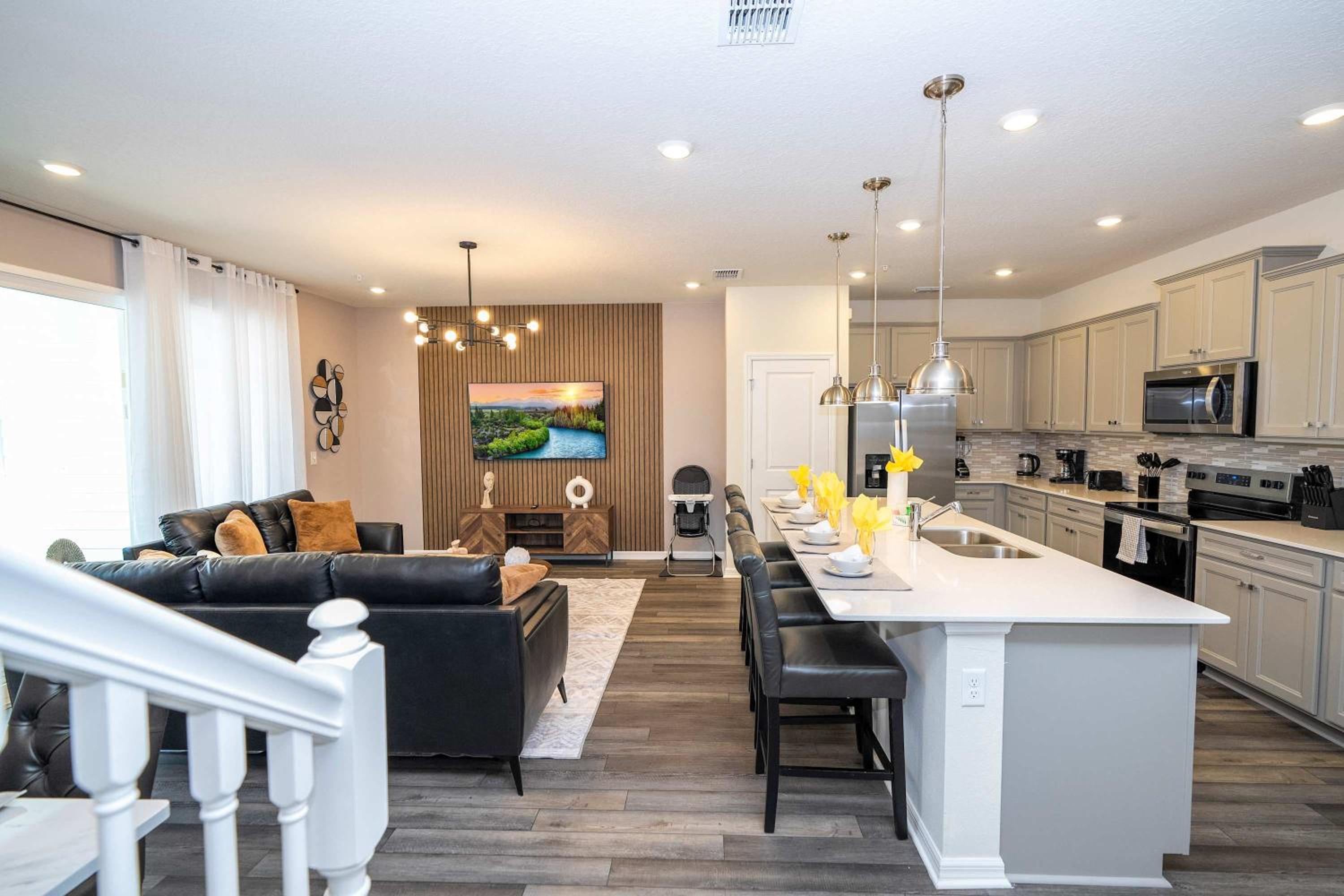Luxury 5Bd Close to Disney with Pool at Windsor Cay 1285