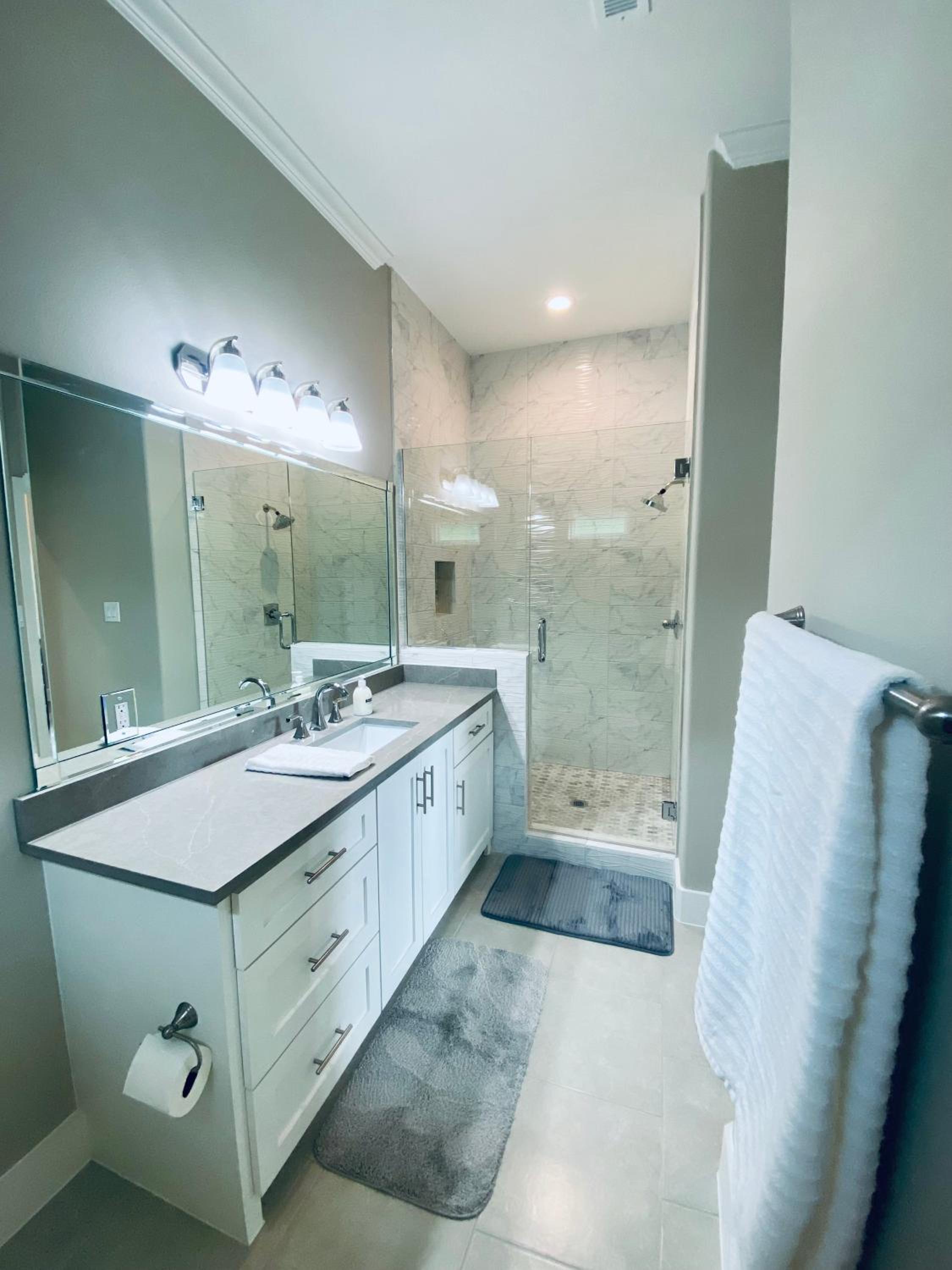 Kemah Oasis - Property Image 1