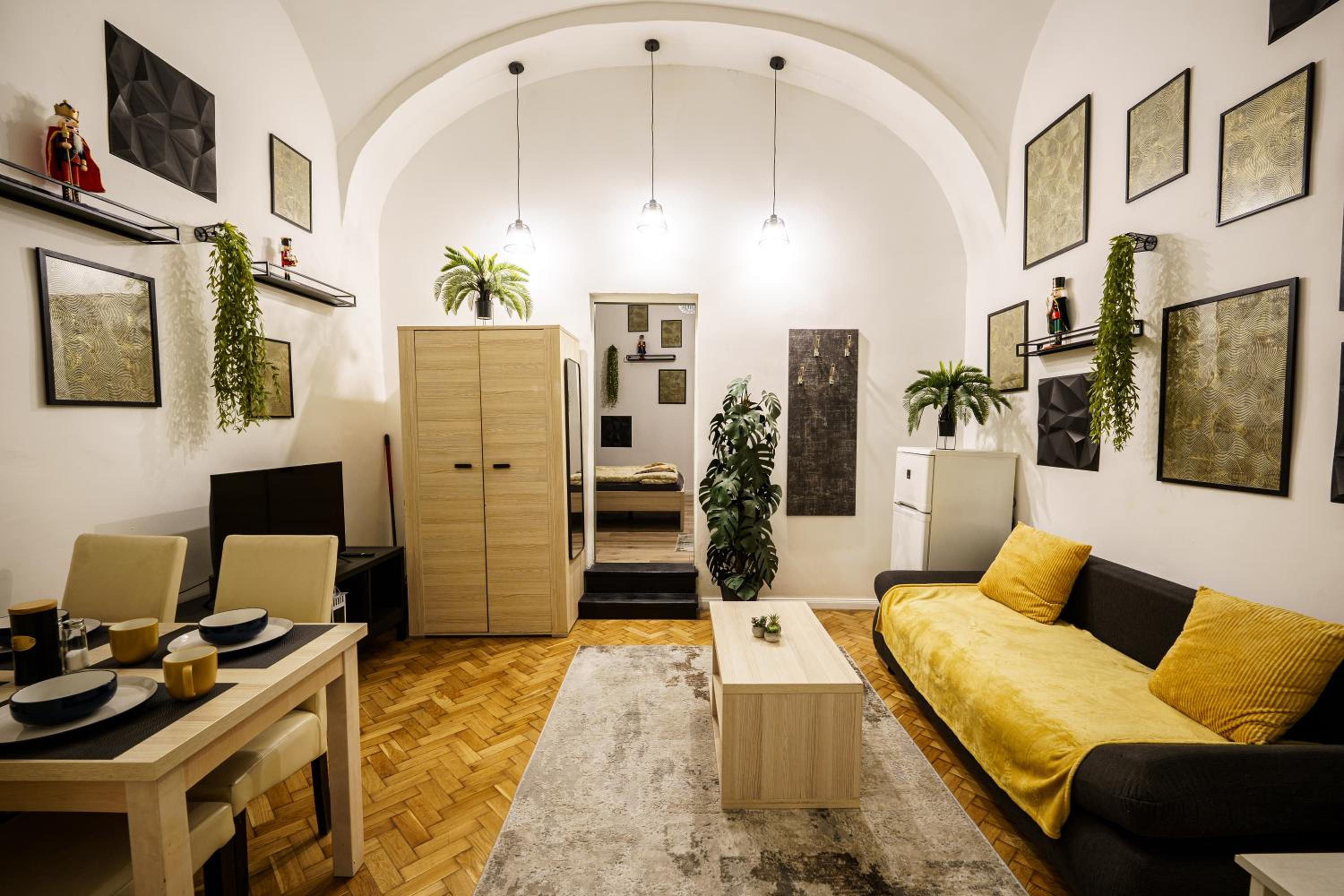 Funky Rabbit Premium Central Apartment
