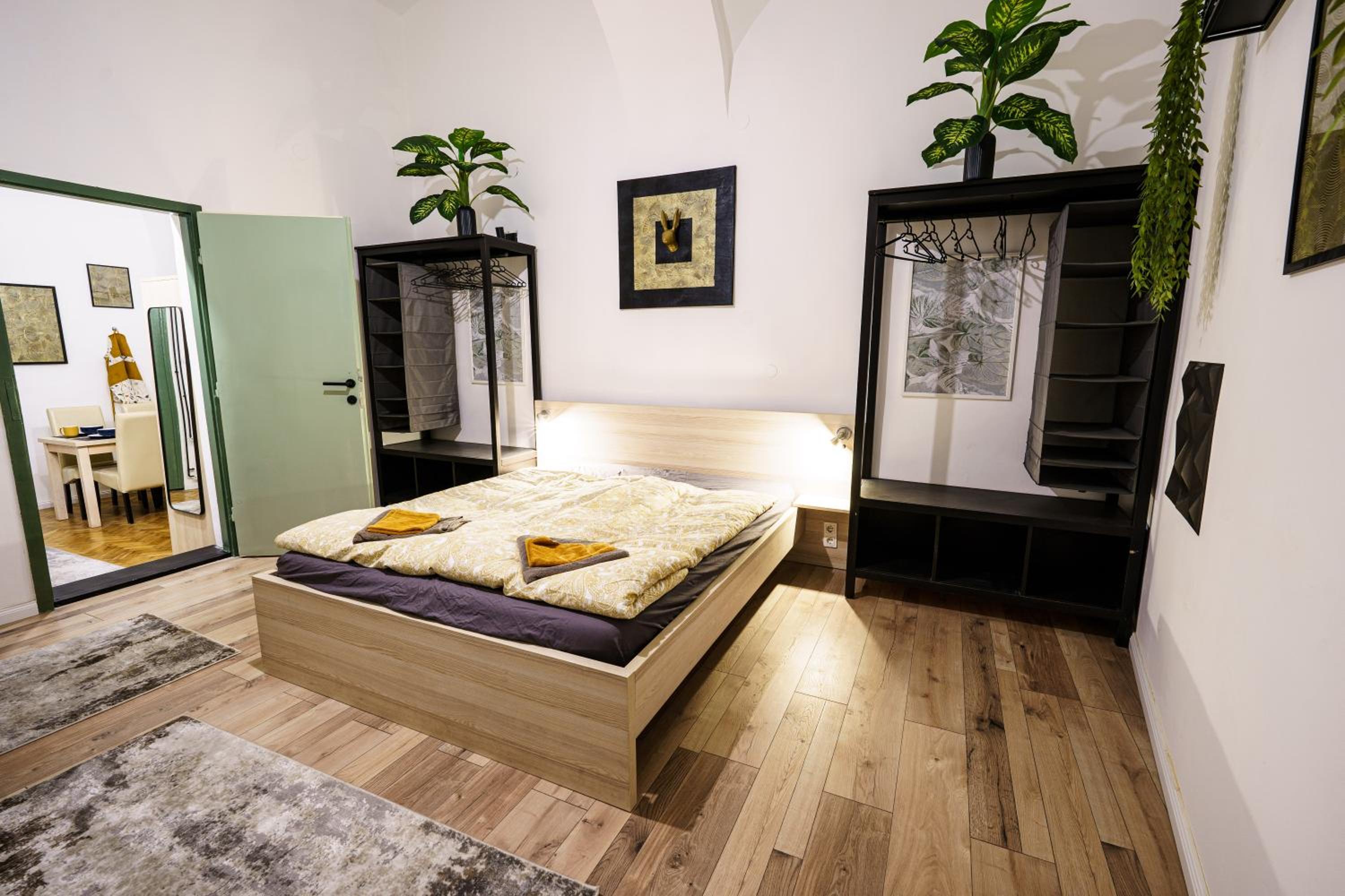 Funky Rabbit Premium Central Apartment