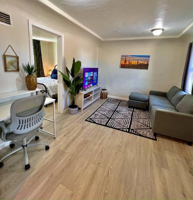 Photo 6