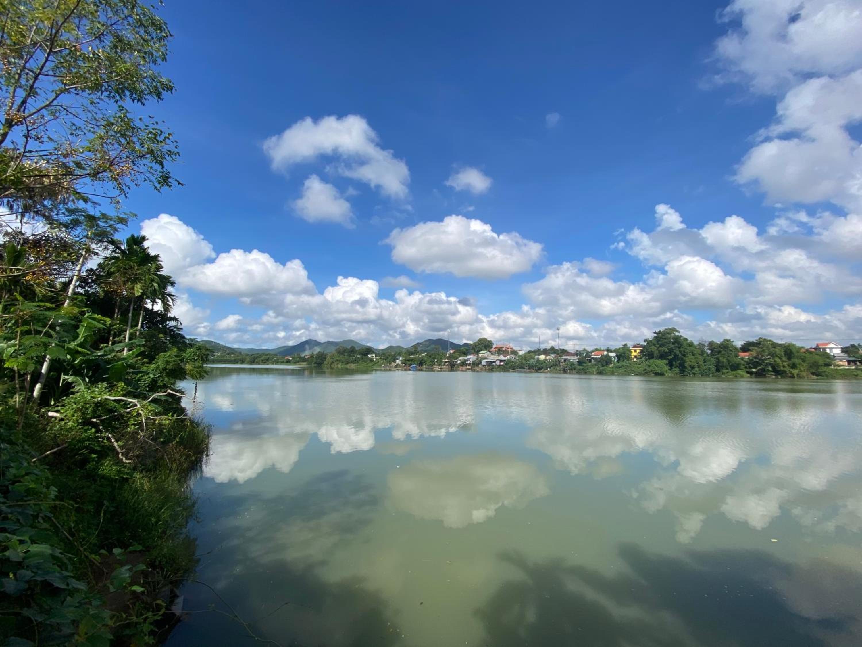 Nguyet Bieu Riverside