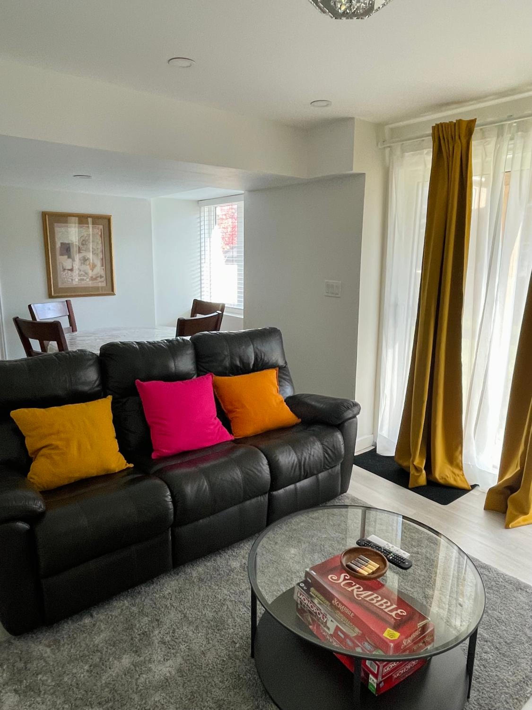 New Cosy bright and Spacious Apartment
