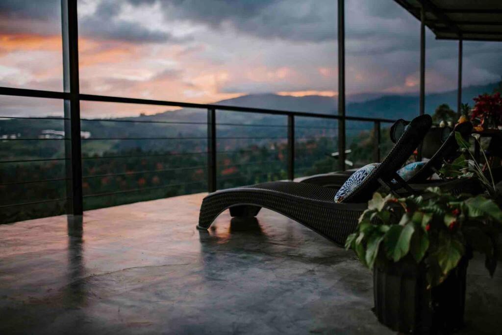Private Costa Rica Mountain House Pool & Stunning Views