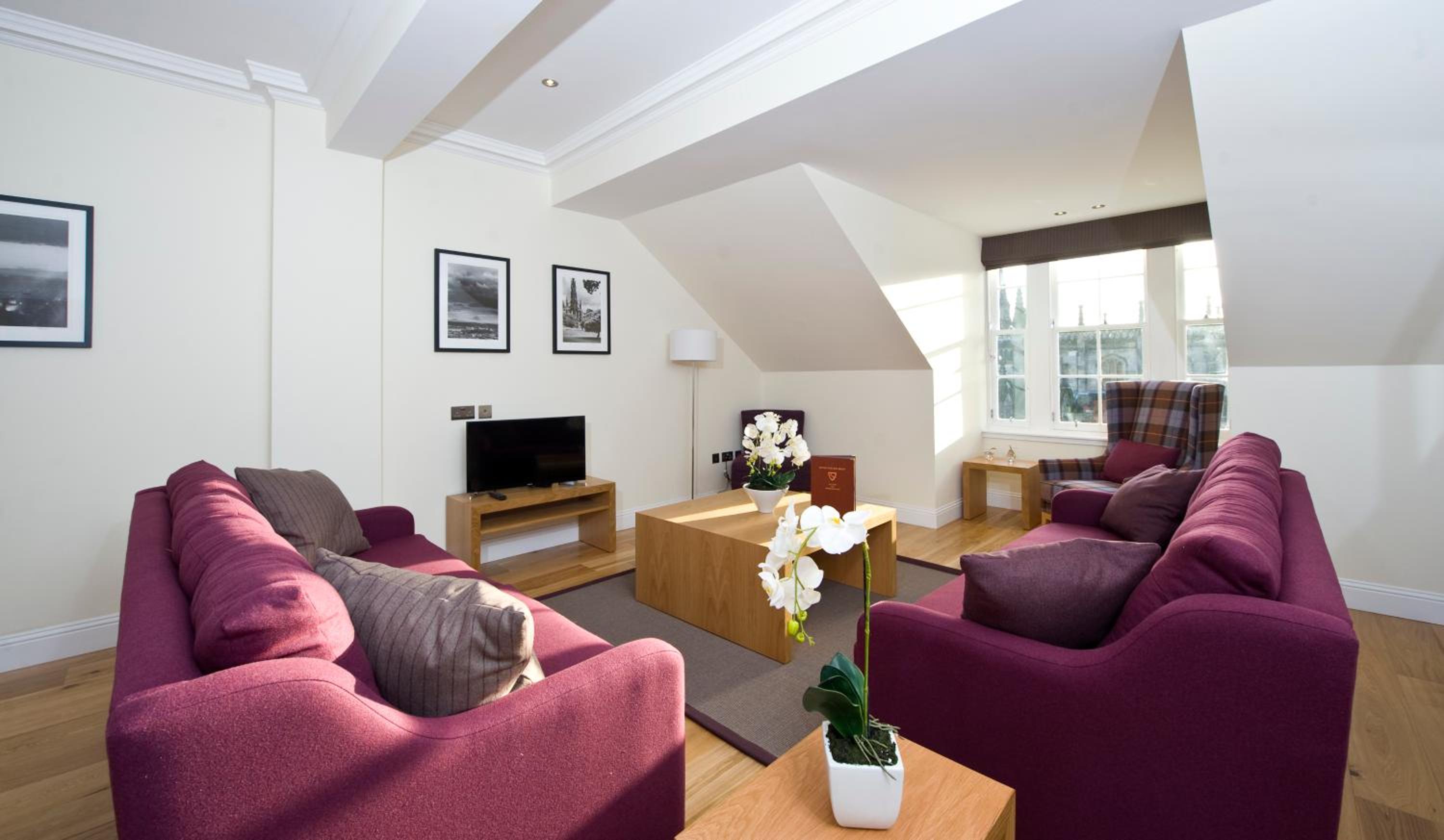 Destiny Scotland - Princes Street Residence
