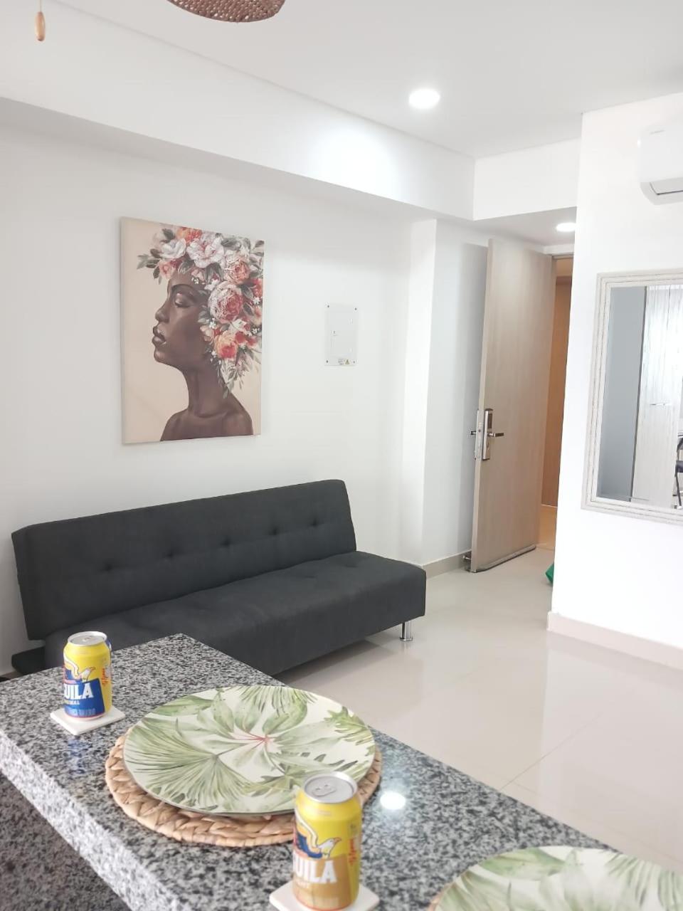 Luxury aparment close to the airport