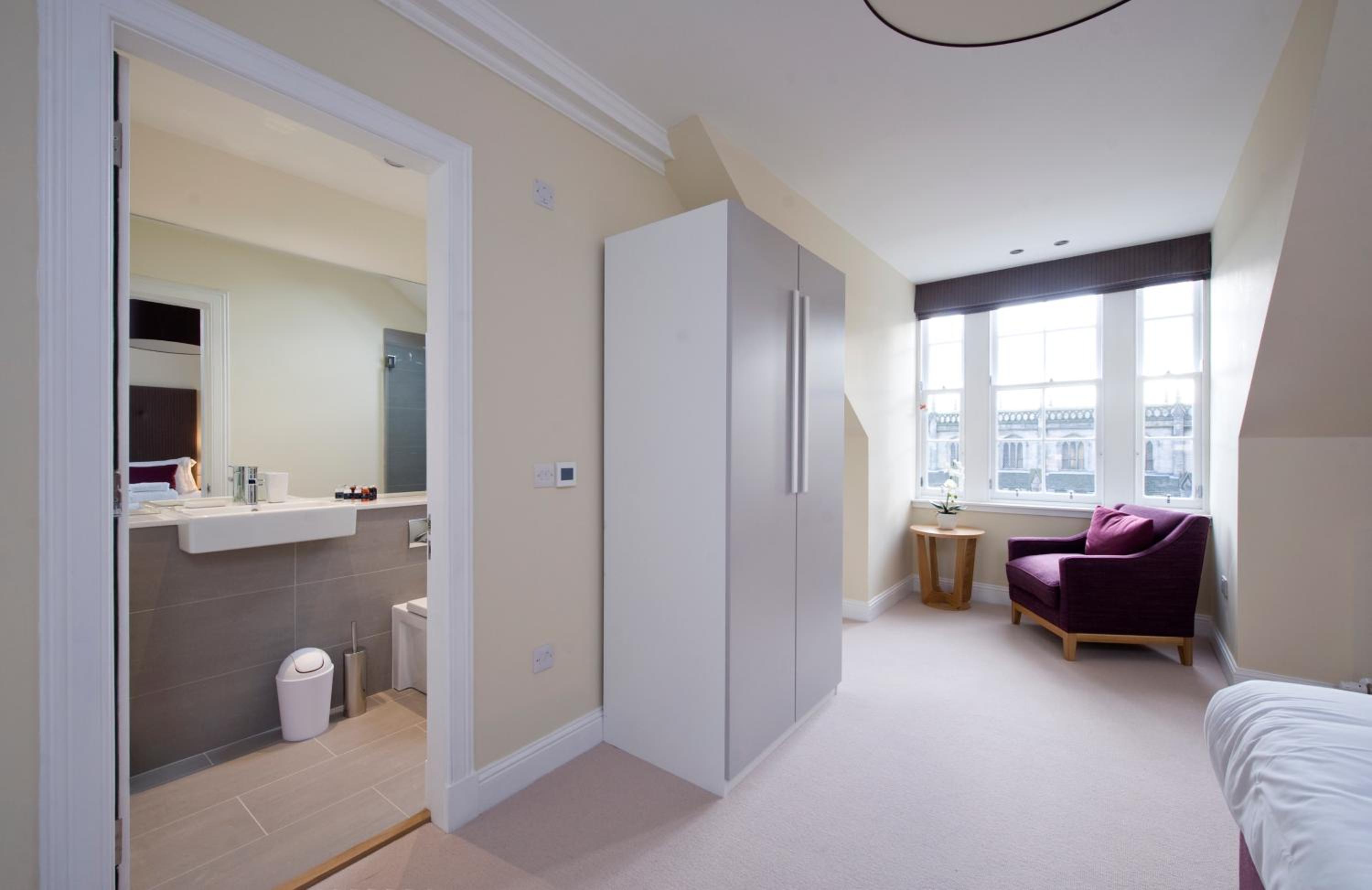 Destiny Scotland - Princes Street Residence
