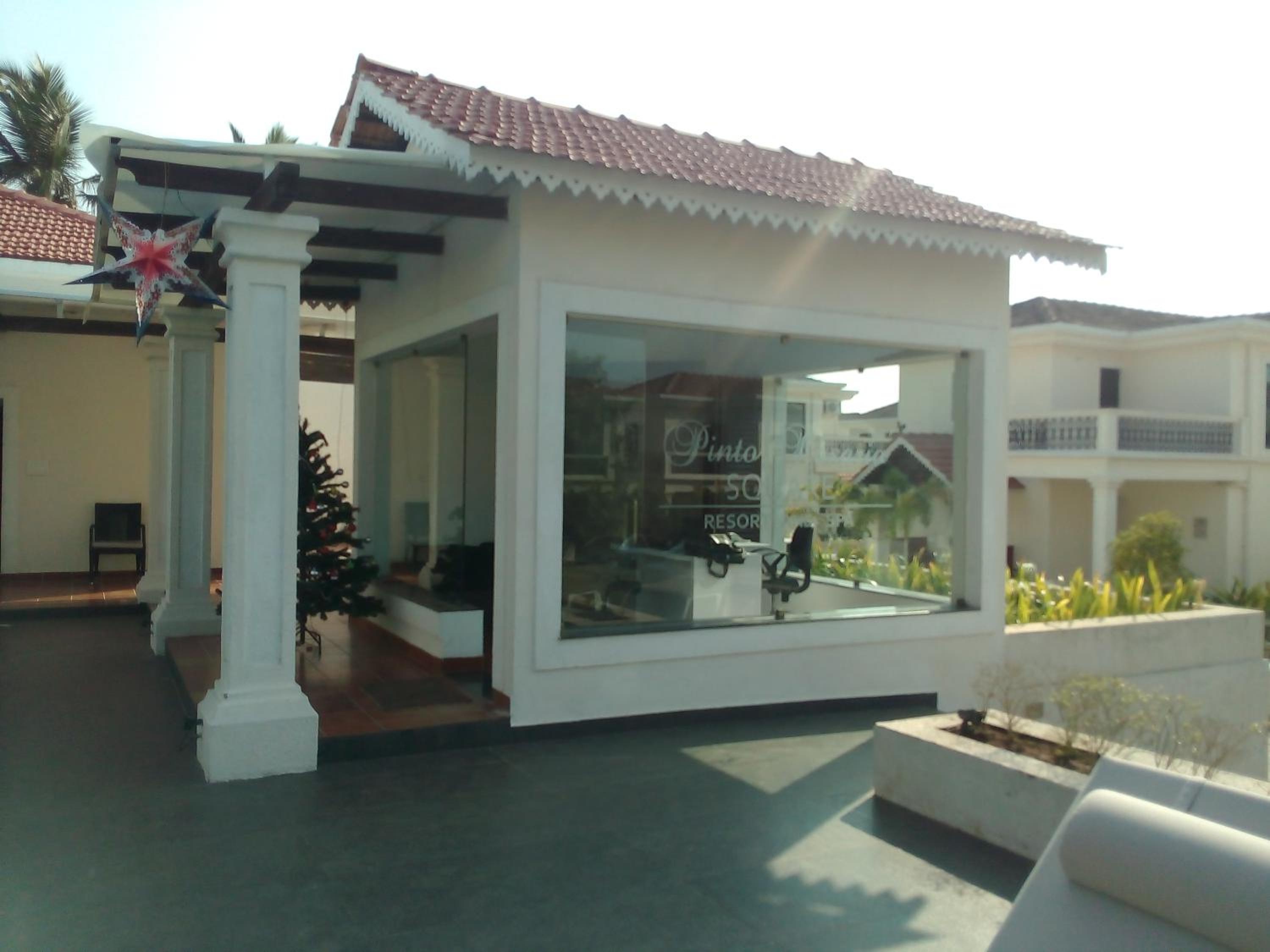 Pinto Rosario Square Resort view 2