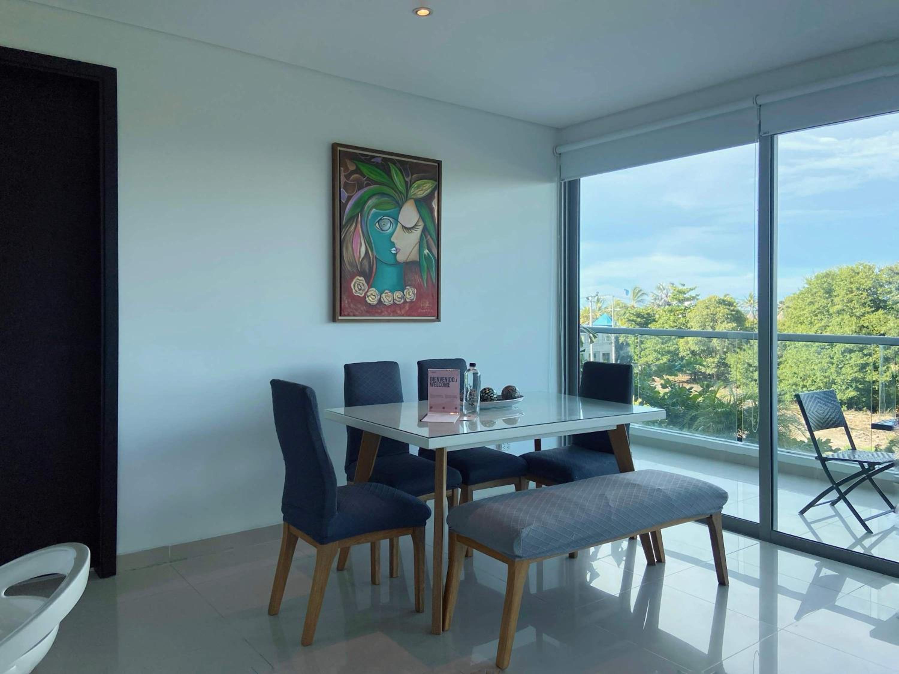 w* Prestigious 2BR w Fantastic View in CTG