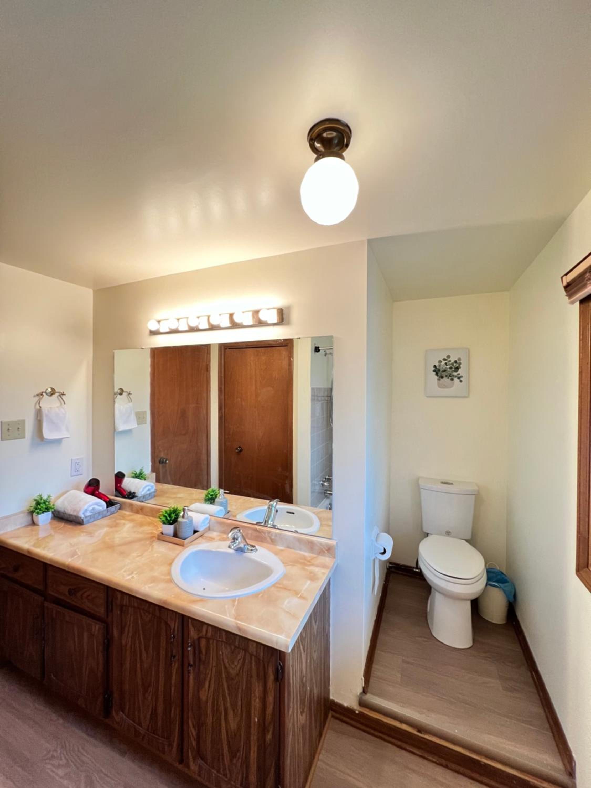 Entire Cozy House in Thorold