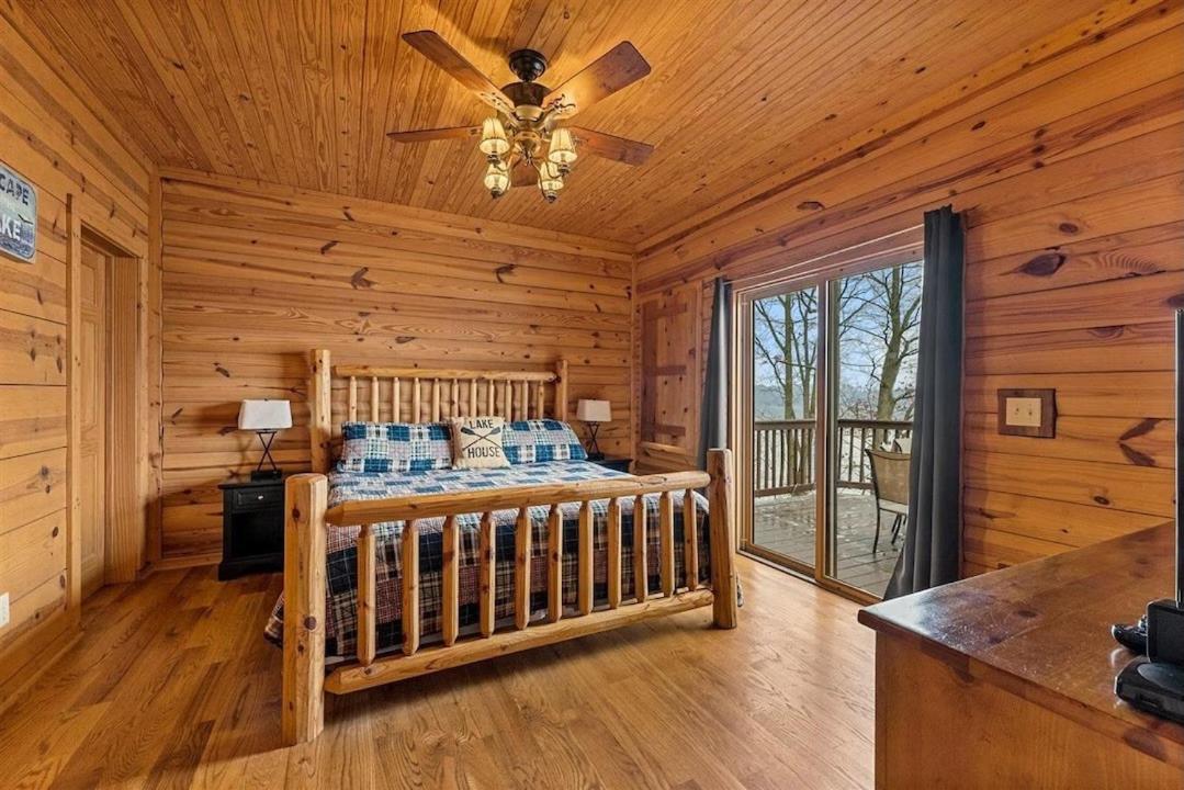 Cozy Cabin