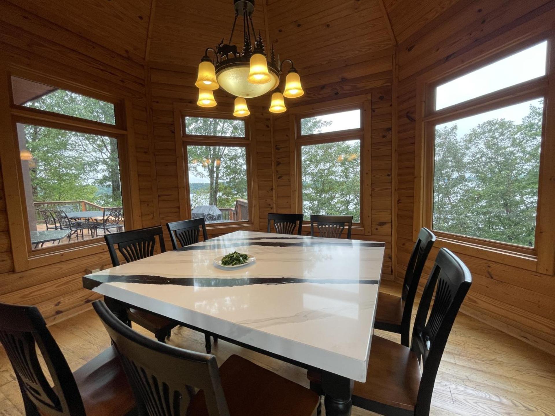 Cozy Cabin