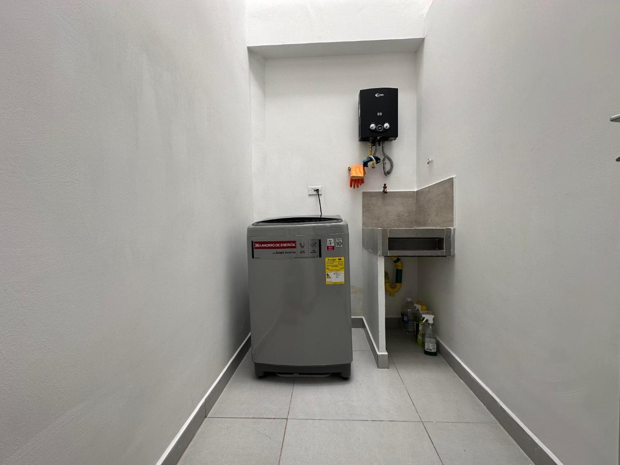 Modernos apartamentos cerca al Poblado