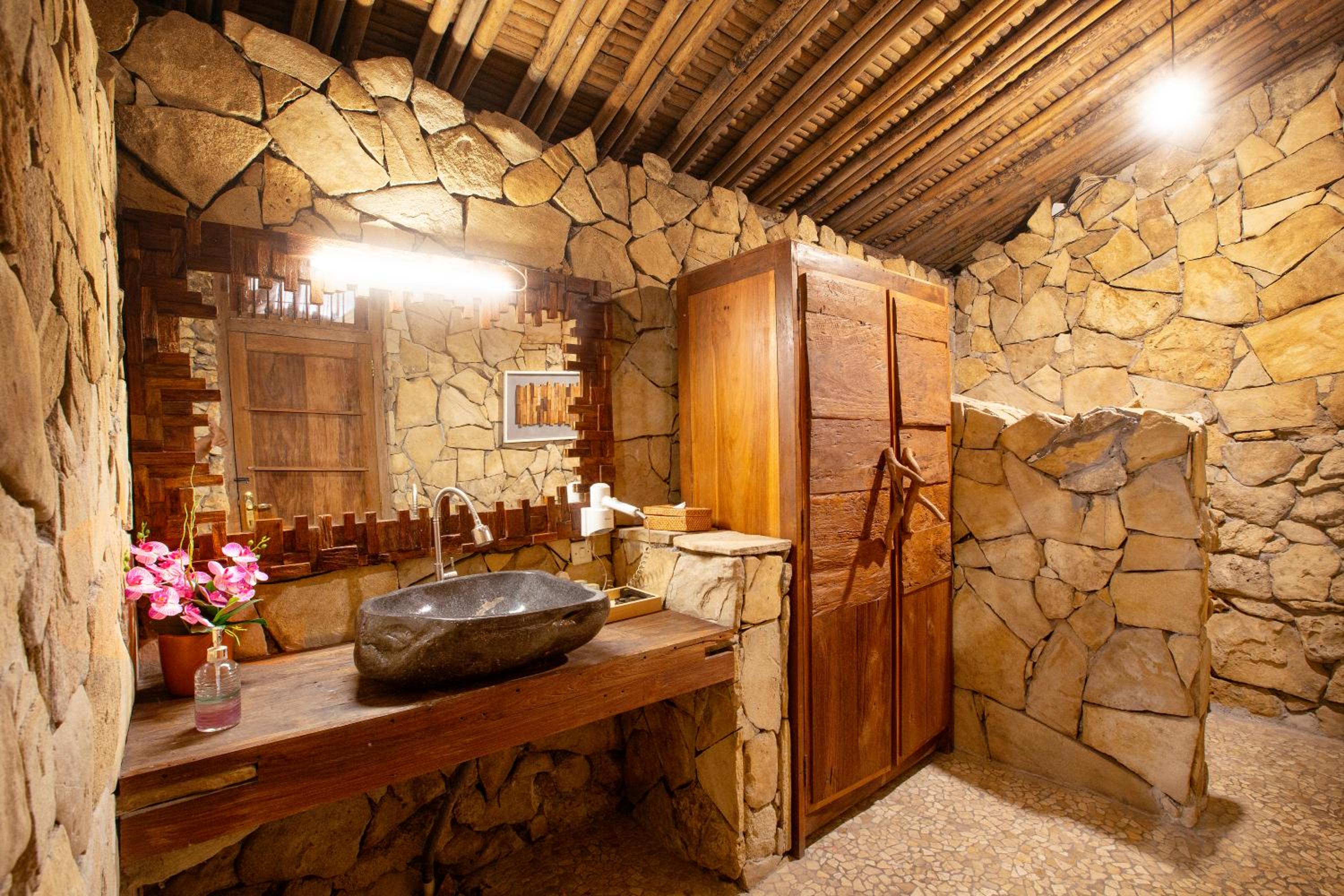 Rajaklana Resort and Spa