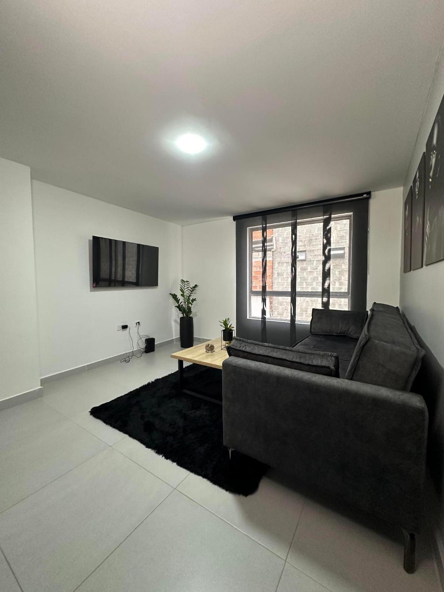 Modernos apartamentos cerca al Poblado