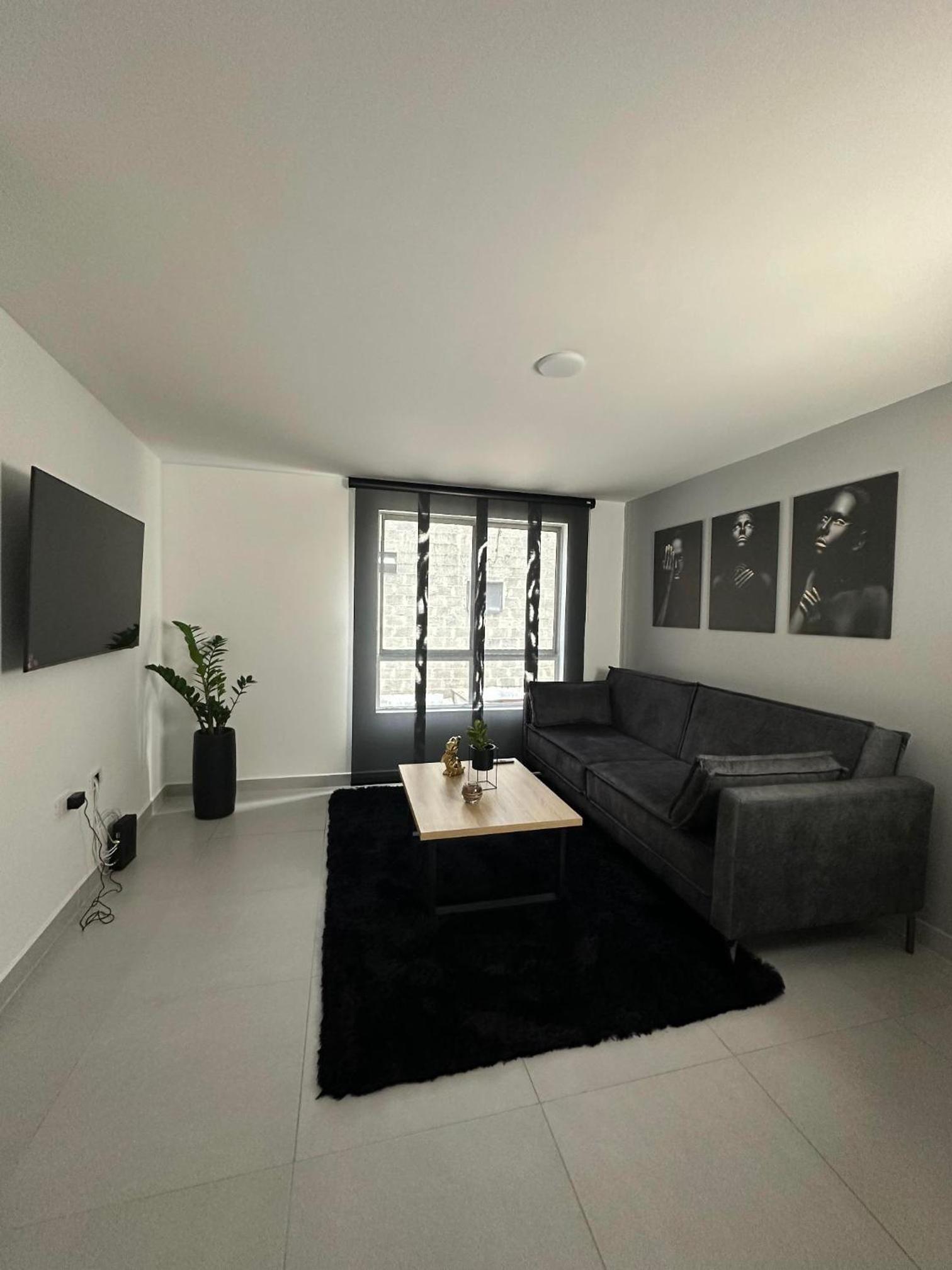 Modernos apartamentos cerca al Poblado