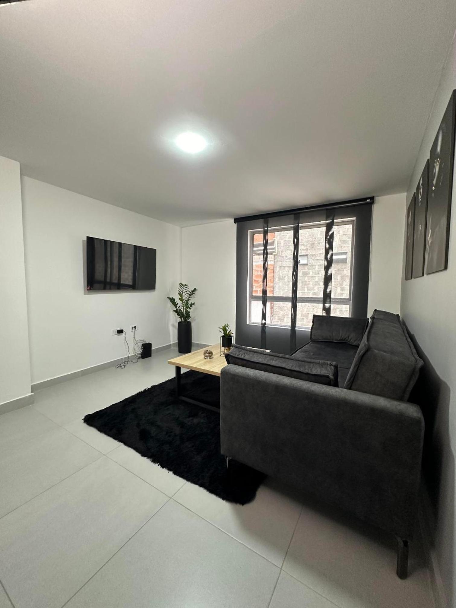 Modernos apartamentos cerca al Poblado