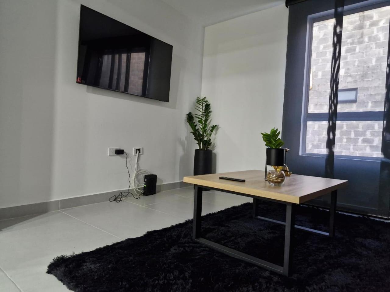 Modernos apartamentos cerca al Poblado