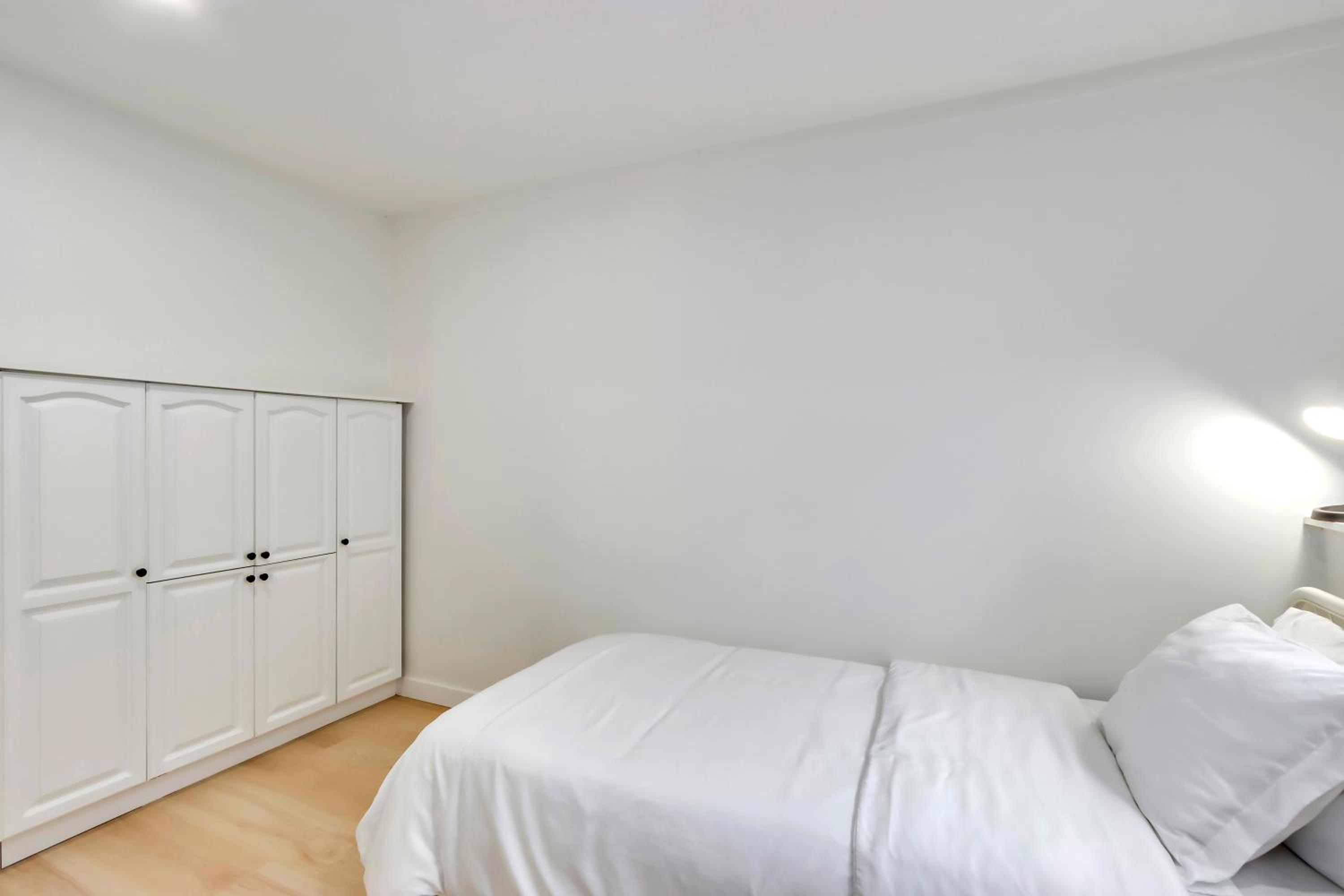 Classic King Size Guest Suite