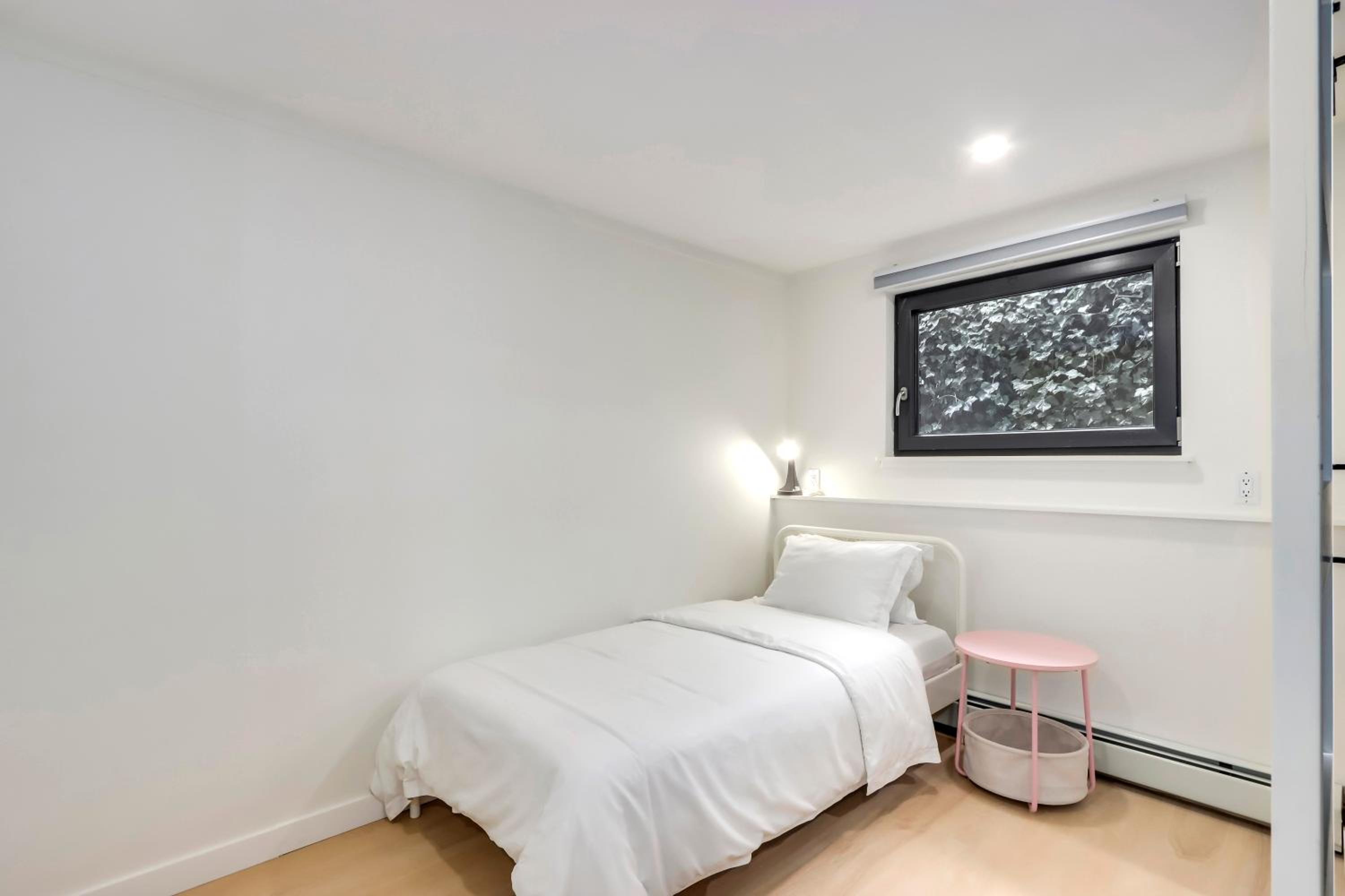 Classic King Size Guest Suite